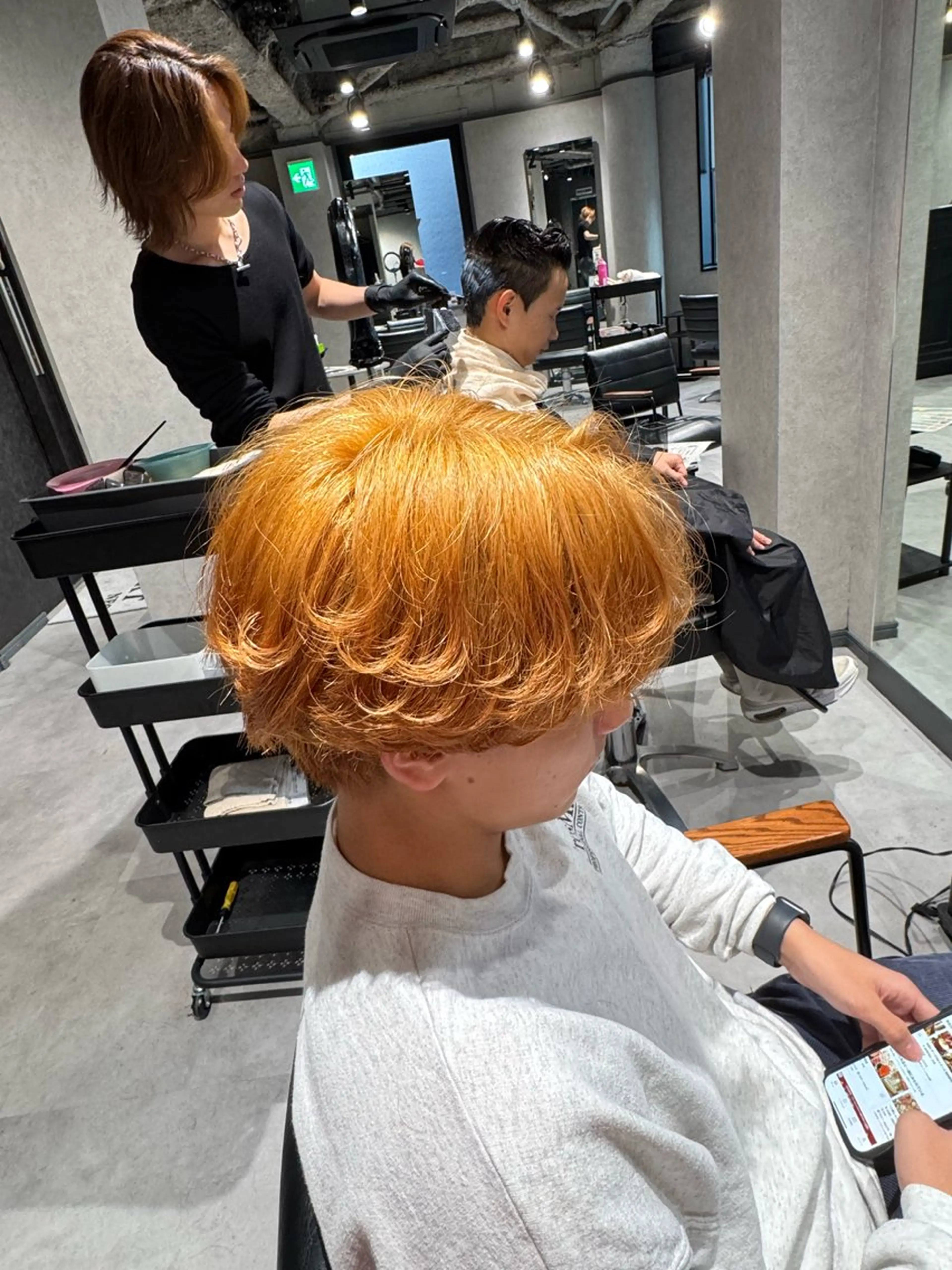 メンズ カット 韓国特化🇰🇷愁斗 センターパートパーマのヘアスタイル