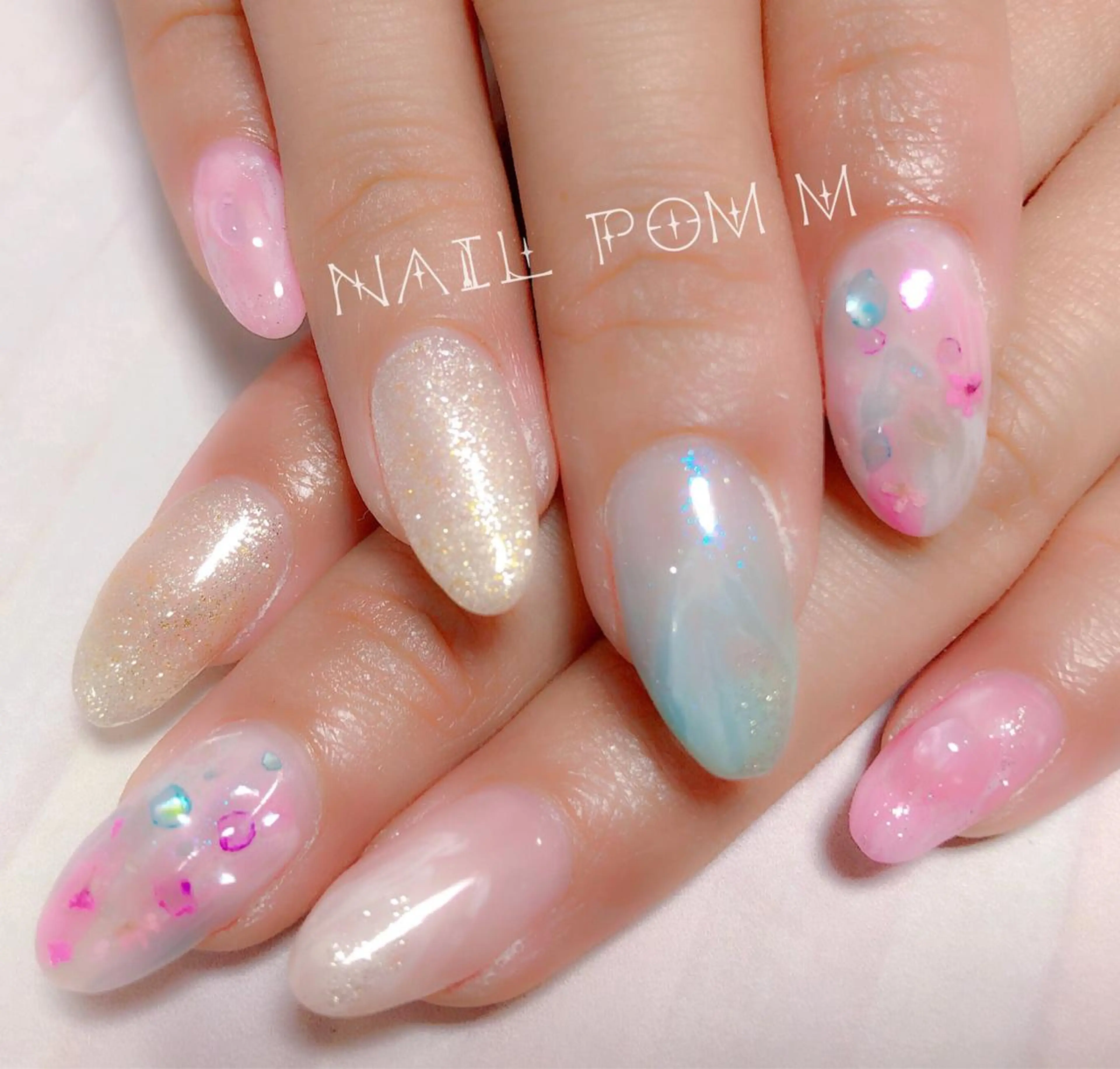 ネイル ニュアンスネイル 春ネイル ハンドネイル ハンドケア naiL pom.M所属・naiL pom.Mのネイルデザイン