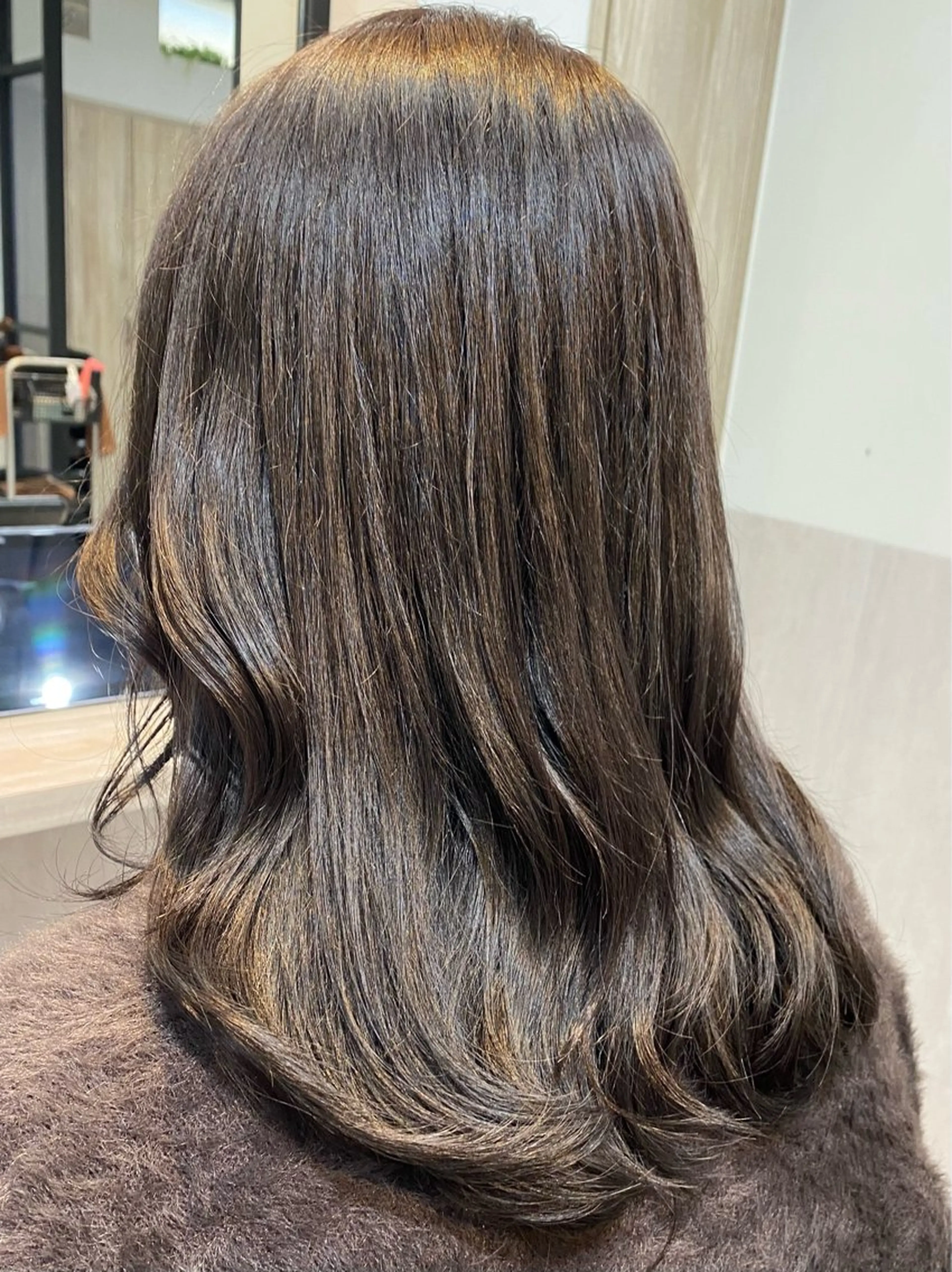 セミロング カラー OAK×NACHUL所属・🐑✨ 丸山紗耶佳のヘアスタイル