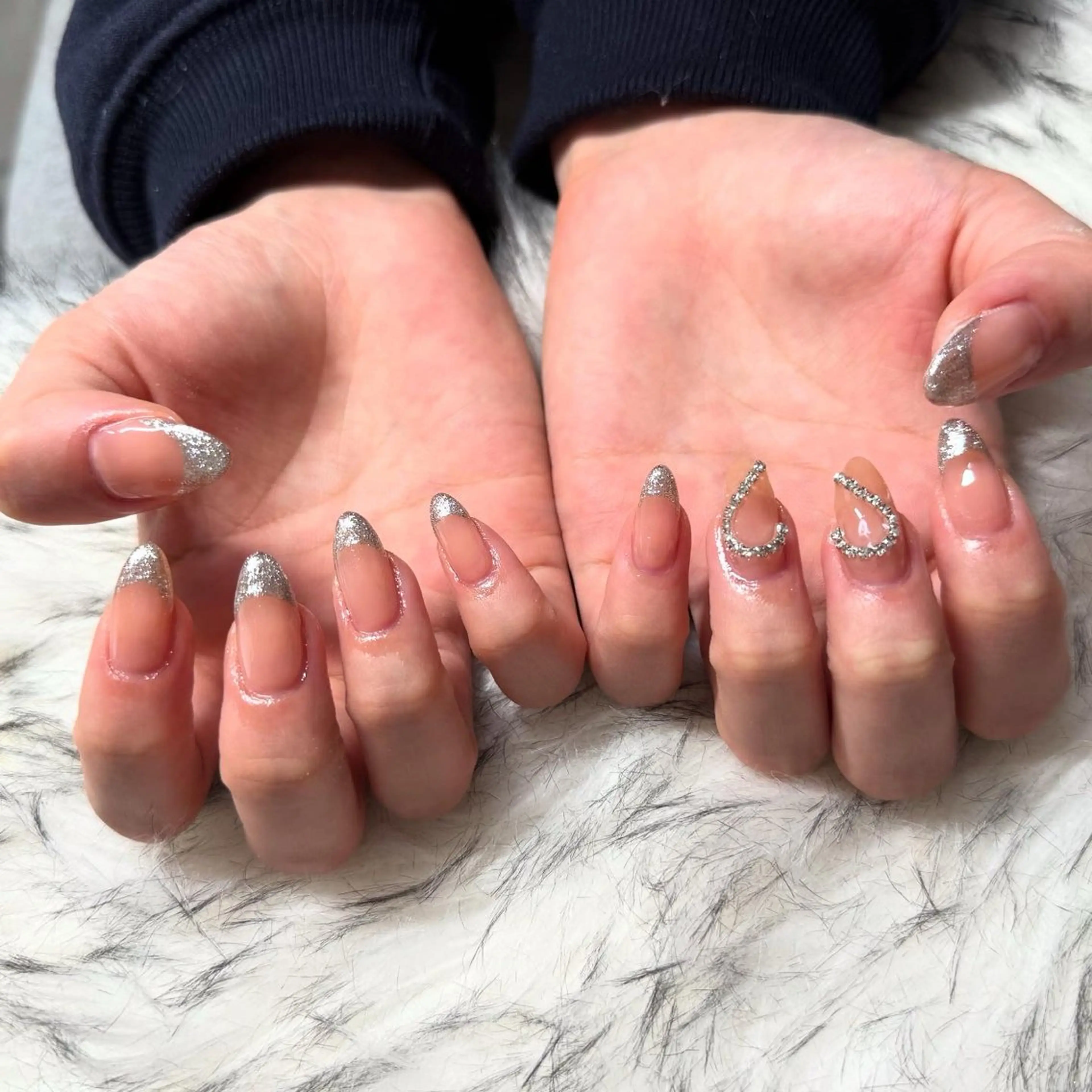 セミロング ハンドネイル mao .のネイルデザイン