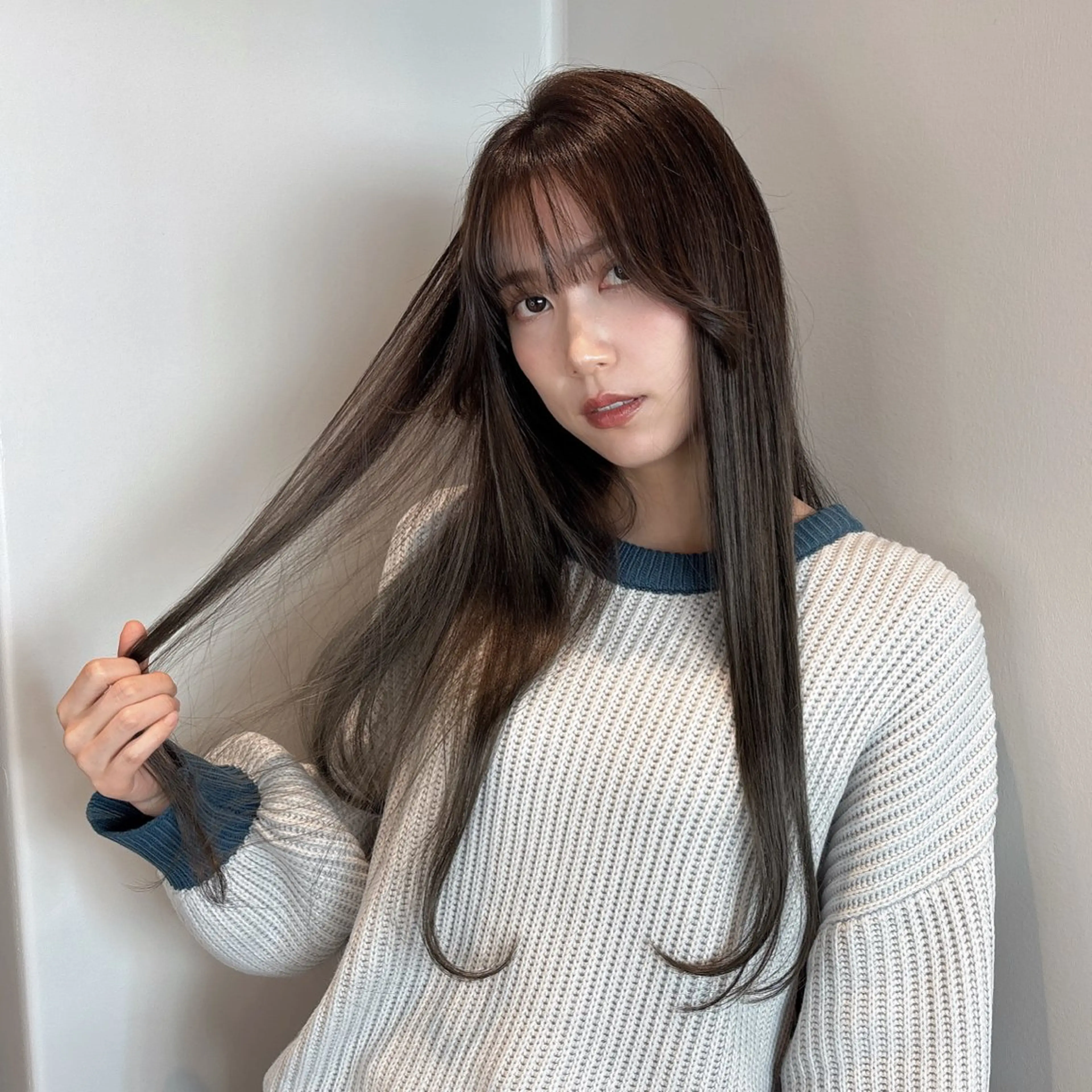 ロング カラー 髪質改善カラー ベージュ🤎YUMEのヘアスタイル