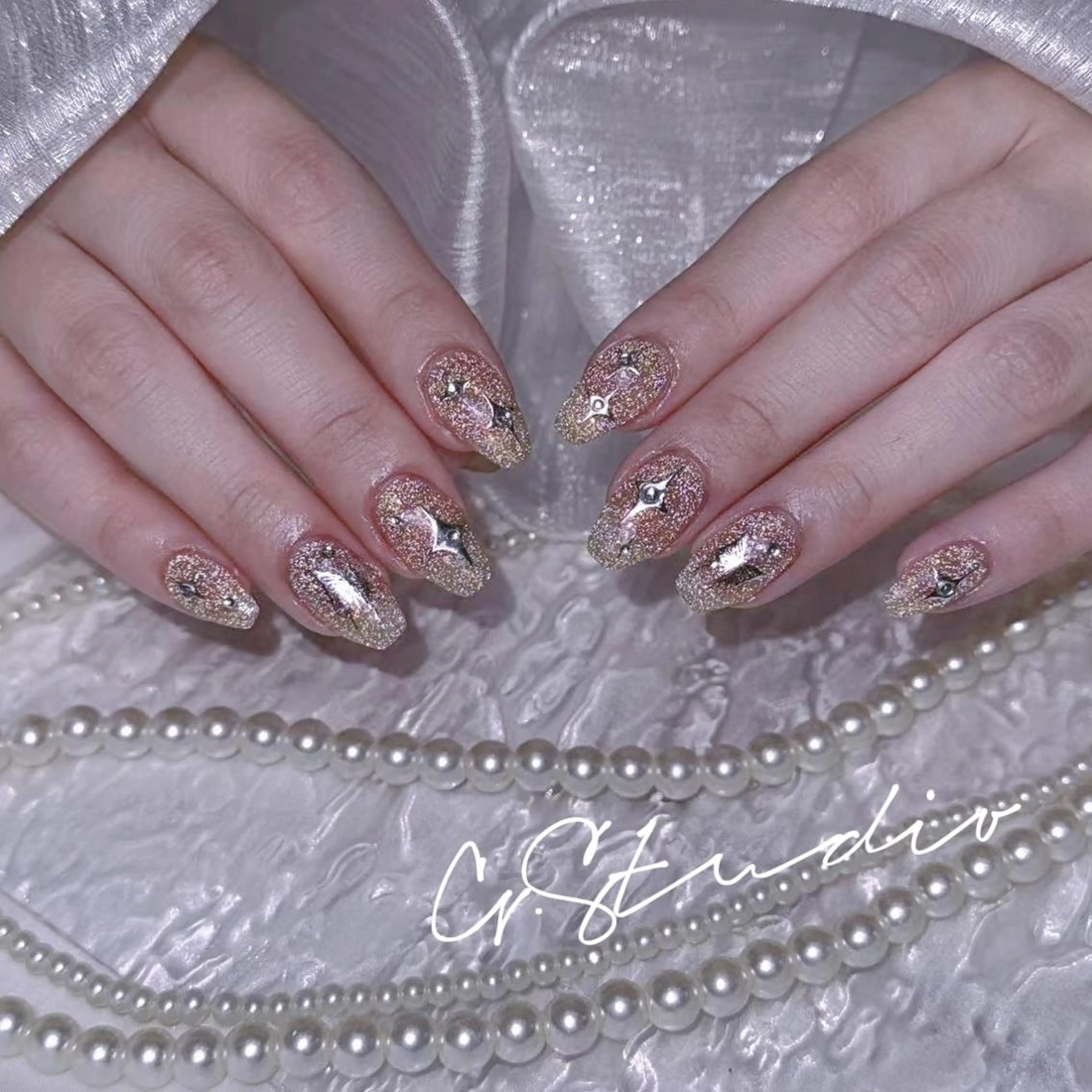 ネイル ハンドネイル ハンドケア Tina 。のネイルデザイン