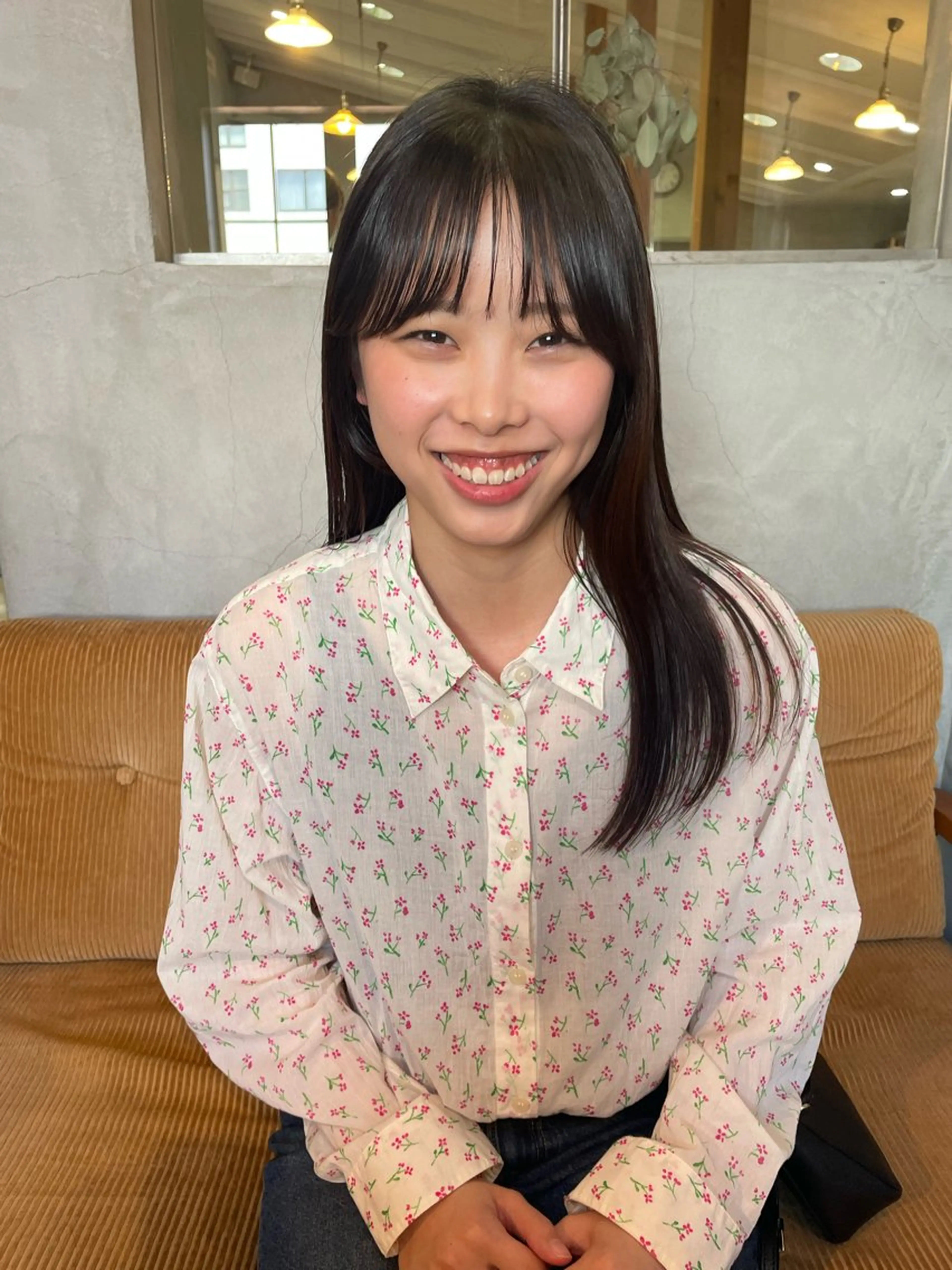 セミロング カット ヘアカラー 縮毛矯正 石田 まいやのヘアスタイル