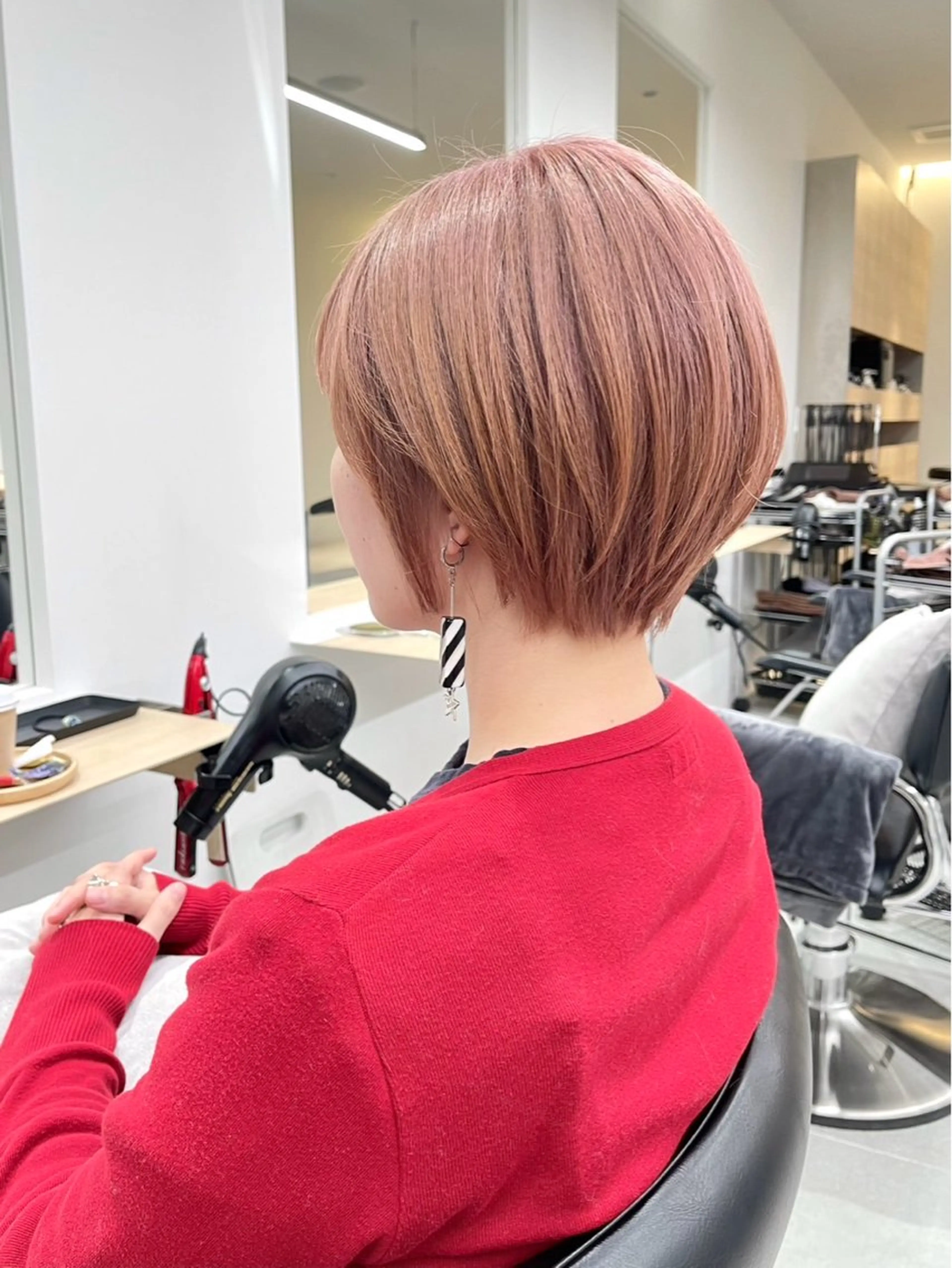 カラー ボブカット/ 尾崎龍聖のヘアスタイル