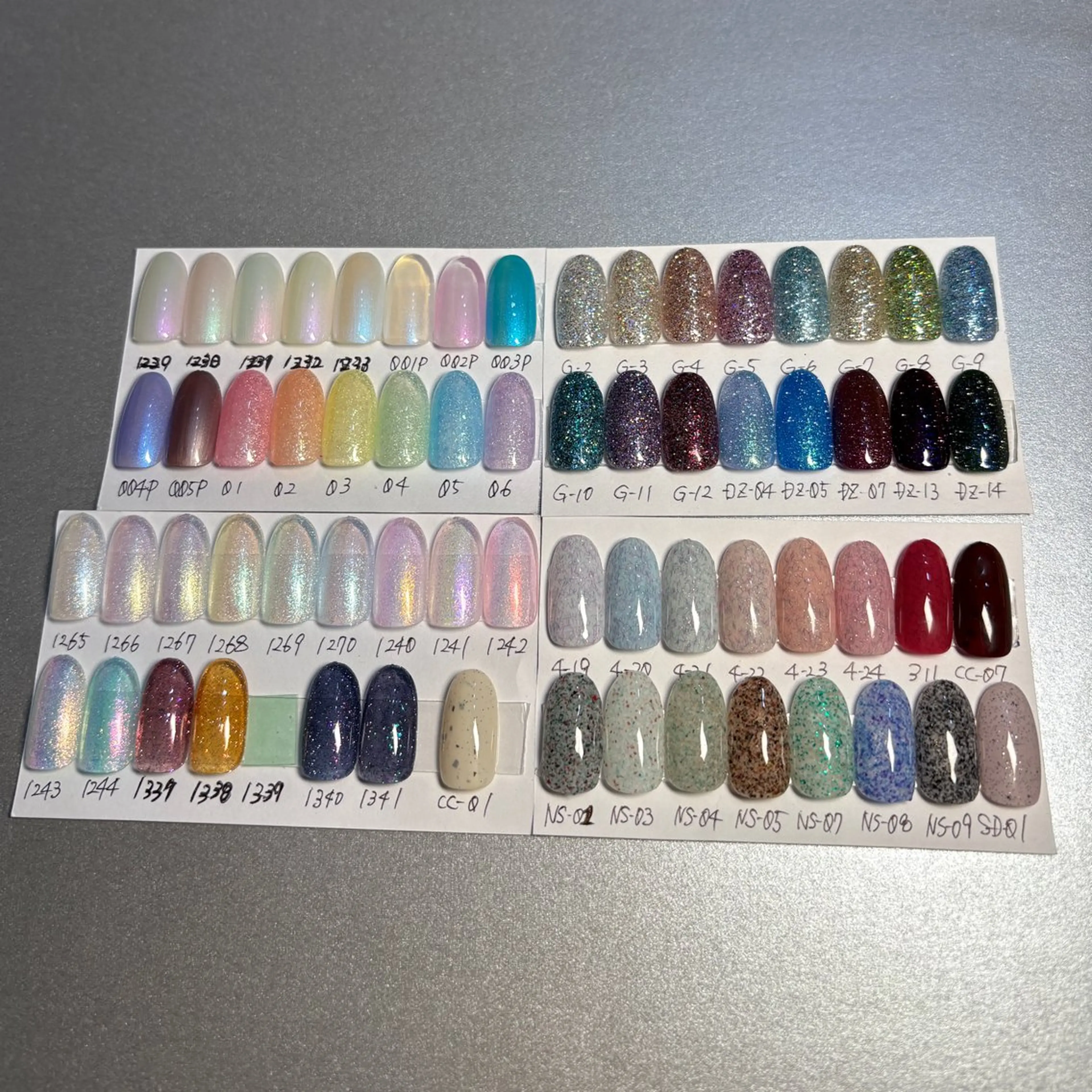 ネイル ラメ(グリッター) ワンカラーネイル うえぽん 🌟のネイルデザイン