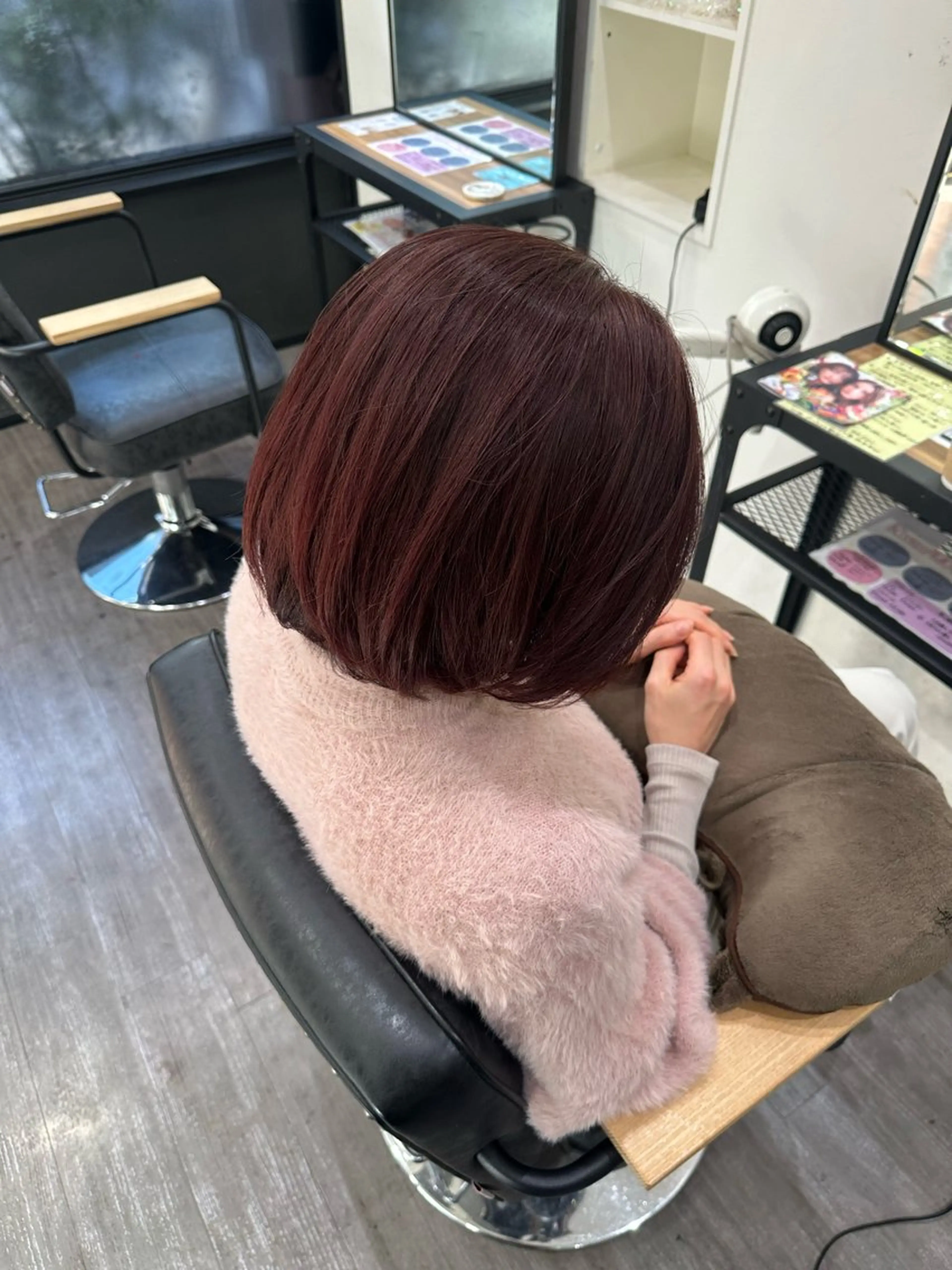 ミディアム カラー ブラウンカラー ピンクカラー ピンクブラウン カット ヘアカラー トリートメント 艶髪レイヤー上田 紗也🇰🇷💗のヘアスタイル