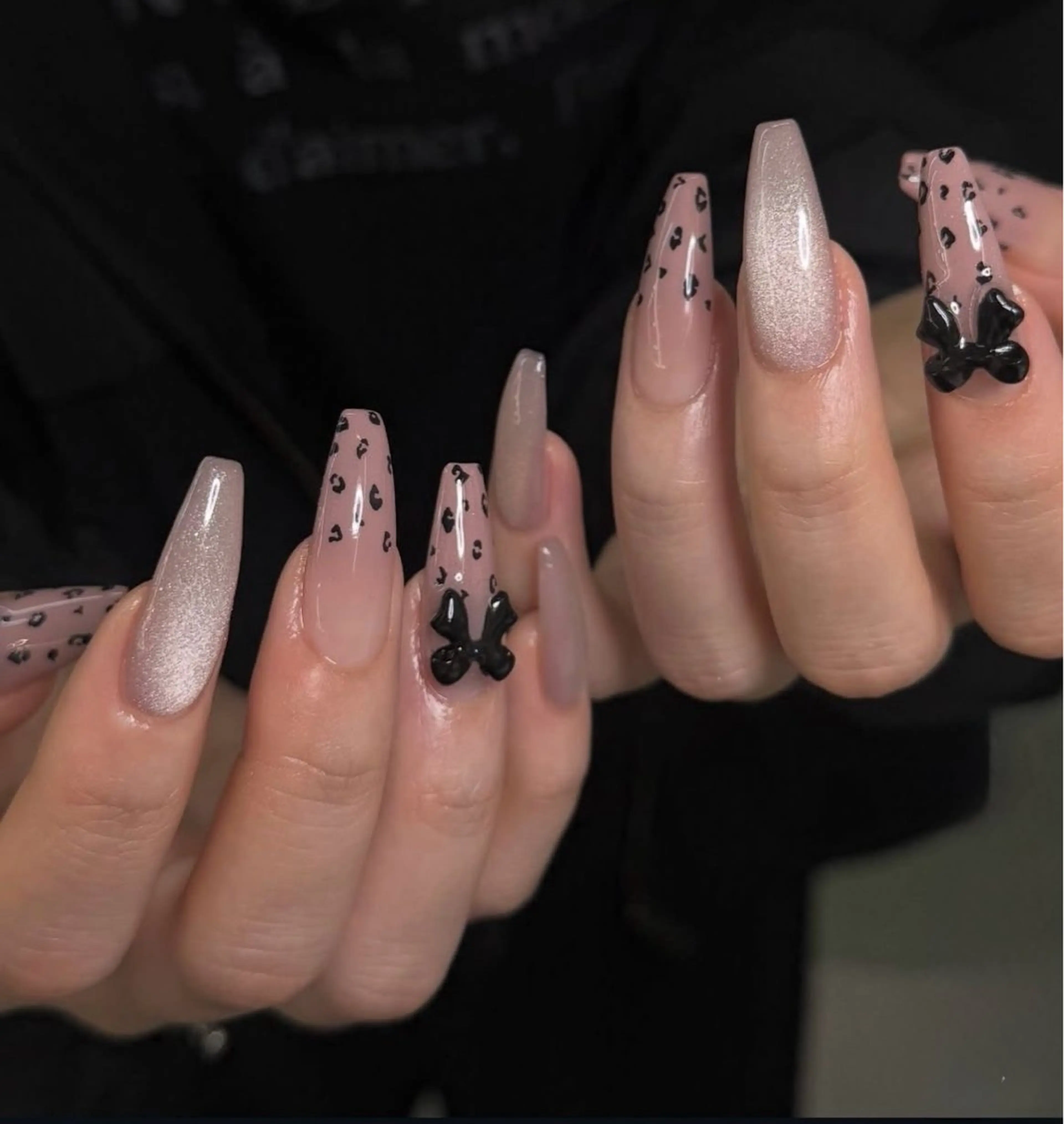 ネイル アートネイル オーロラネイル ブルー チークネイル フットネイル ハンドネイル NICY NAIL所属・NICY NAIL 池袋のネイルデザイン
