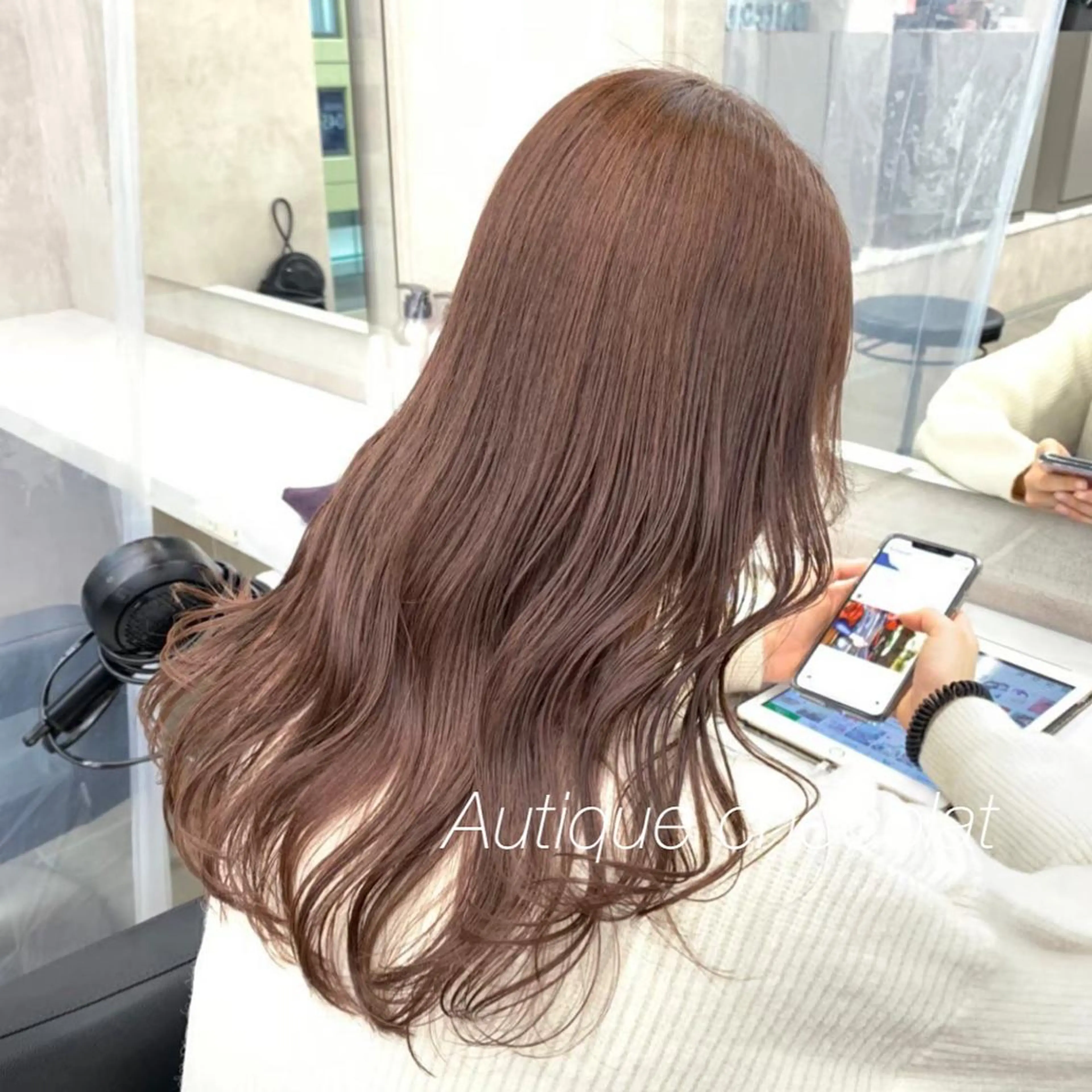 ロング 🦋肌馴染み抜群 ダブルカラー🦋のヘアスタイル