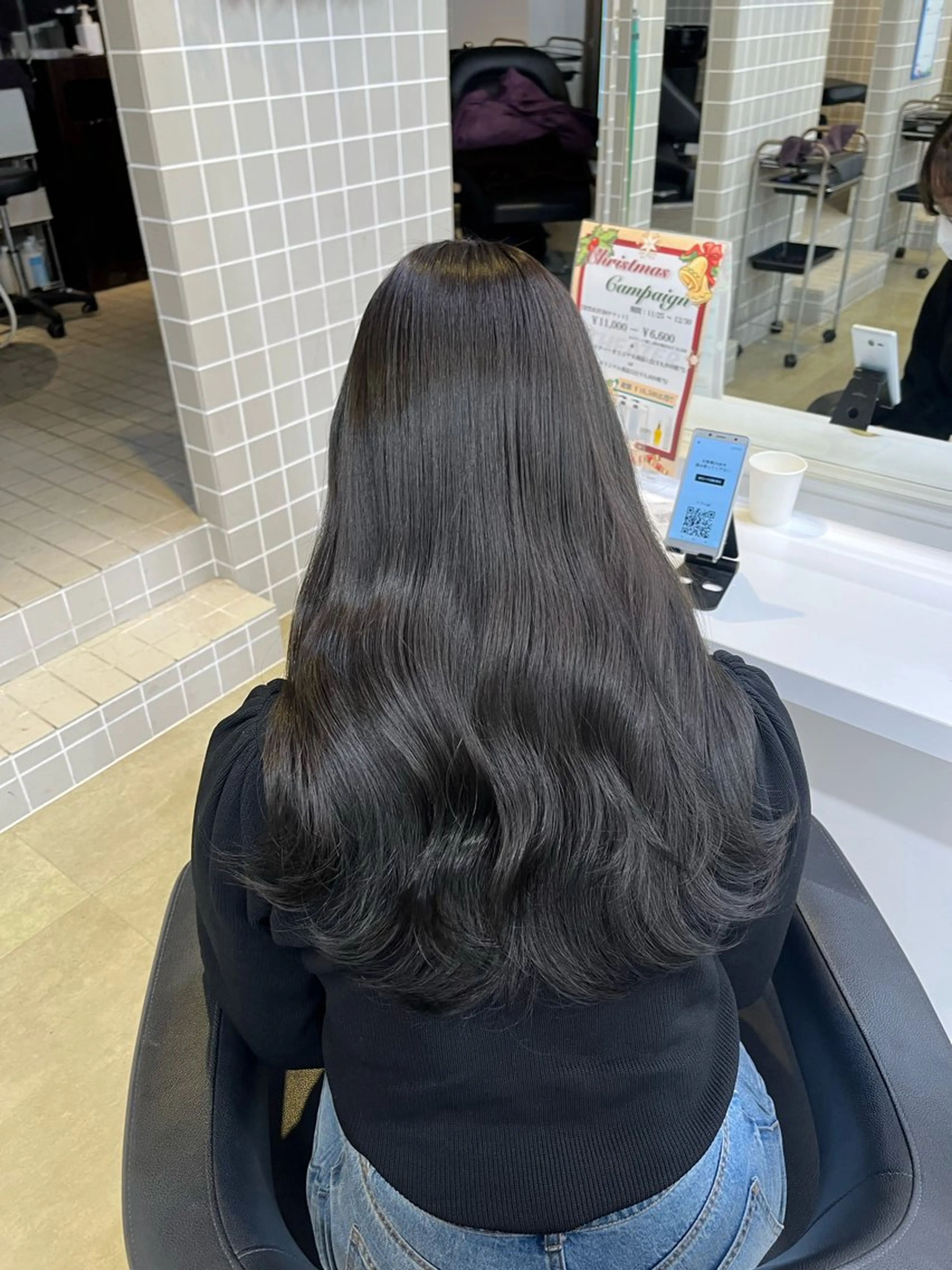 ロング 寒色＆ブリーチ特化 寒色MiOのヘアスタイル