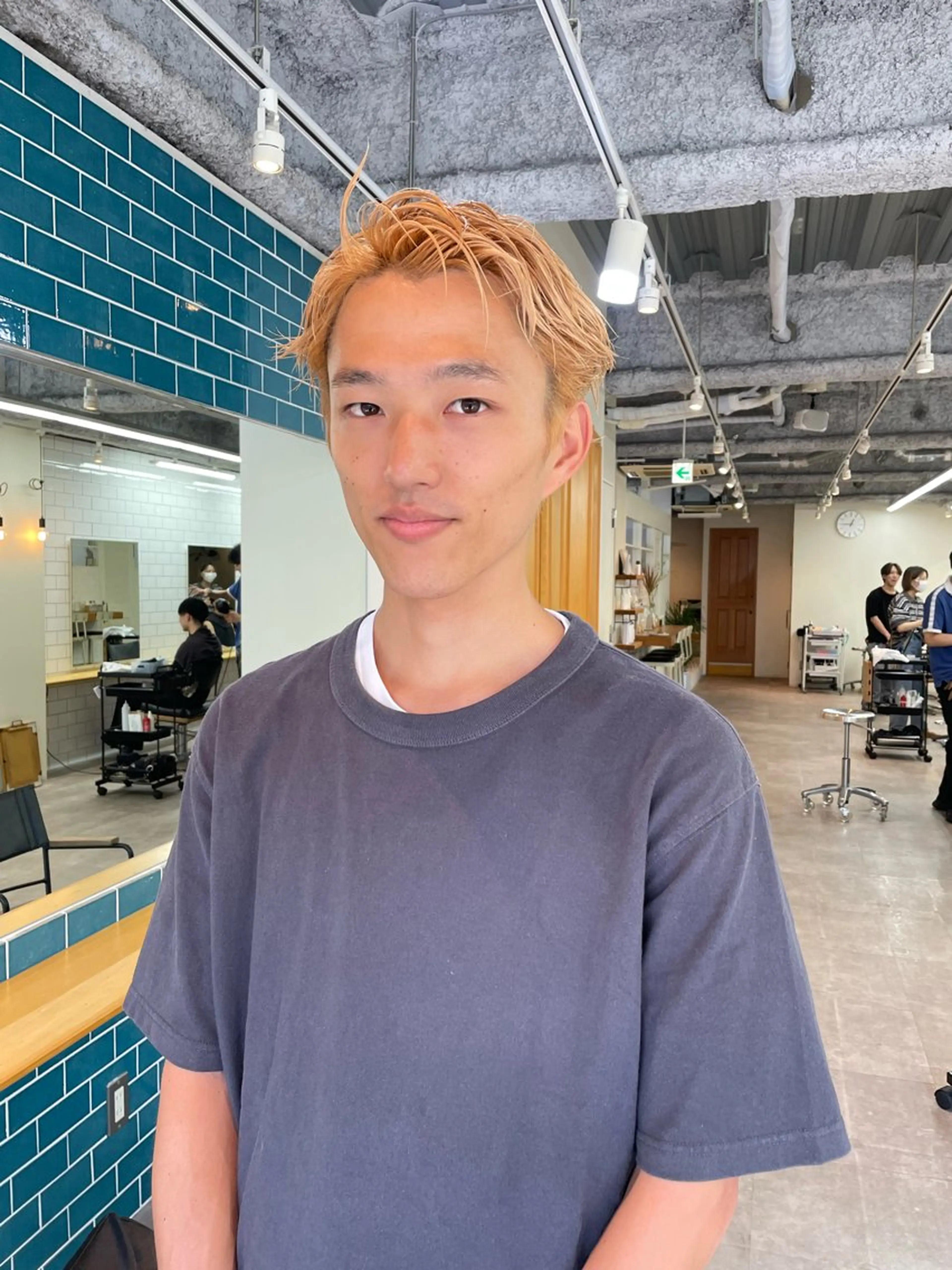【メンズ限定】🏁カット＋ダブルカラー(ケアブリーチ)🏁の写真