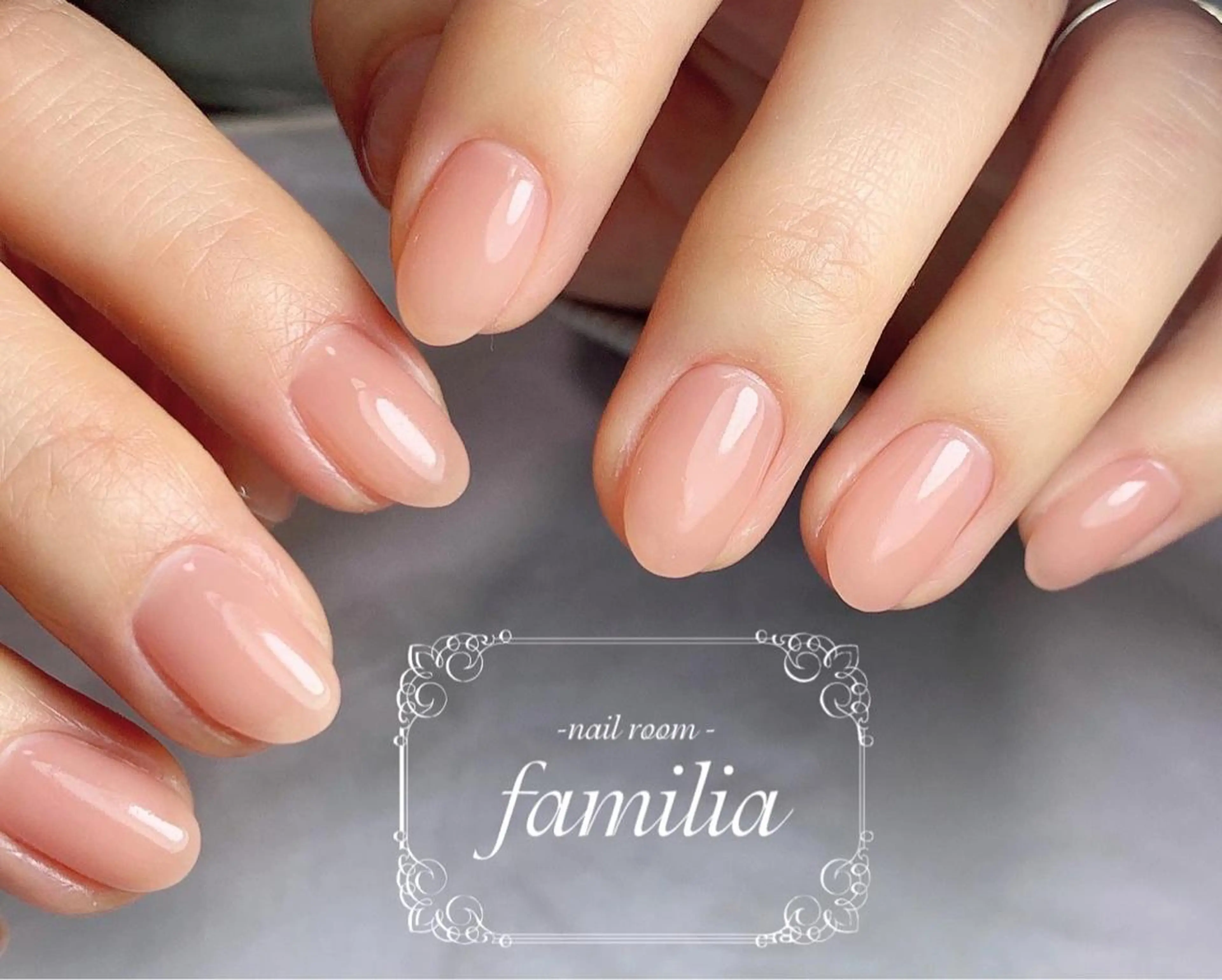 ネイル ハンドネイル -nailroom- familiaのネイルデザイン