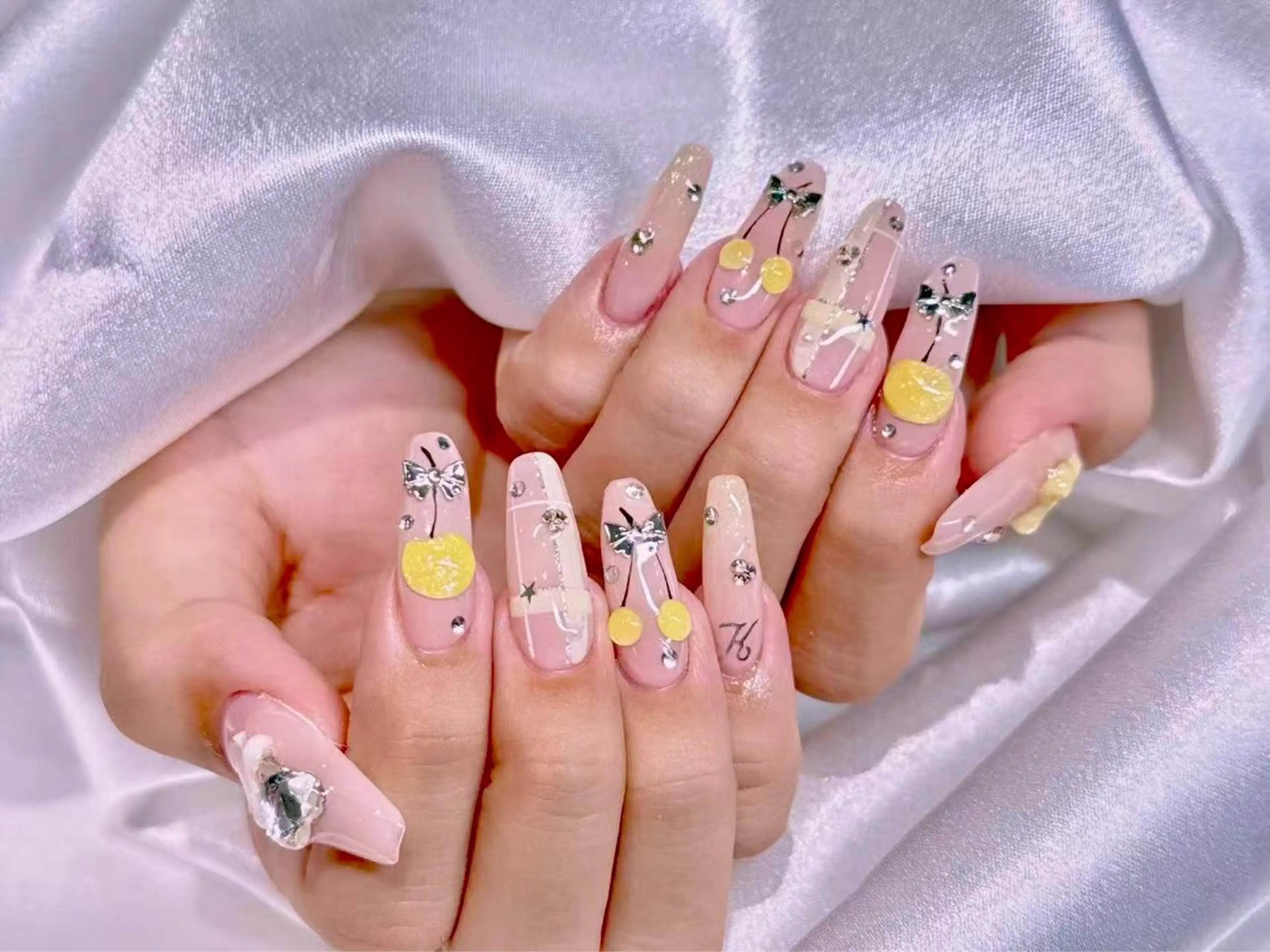 ネイル ハンドネイル リン リンのネイルデザイン