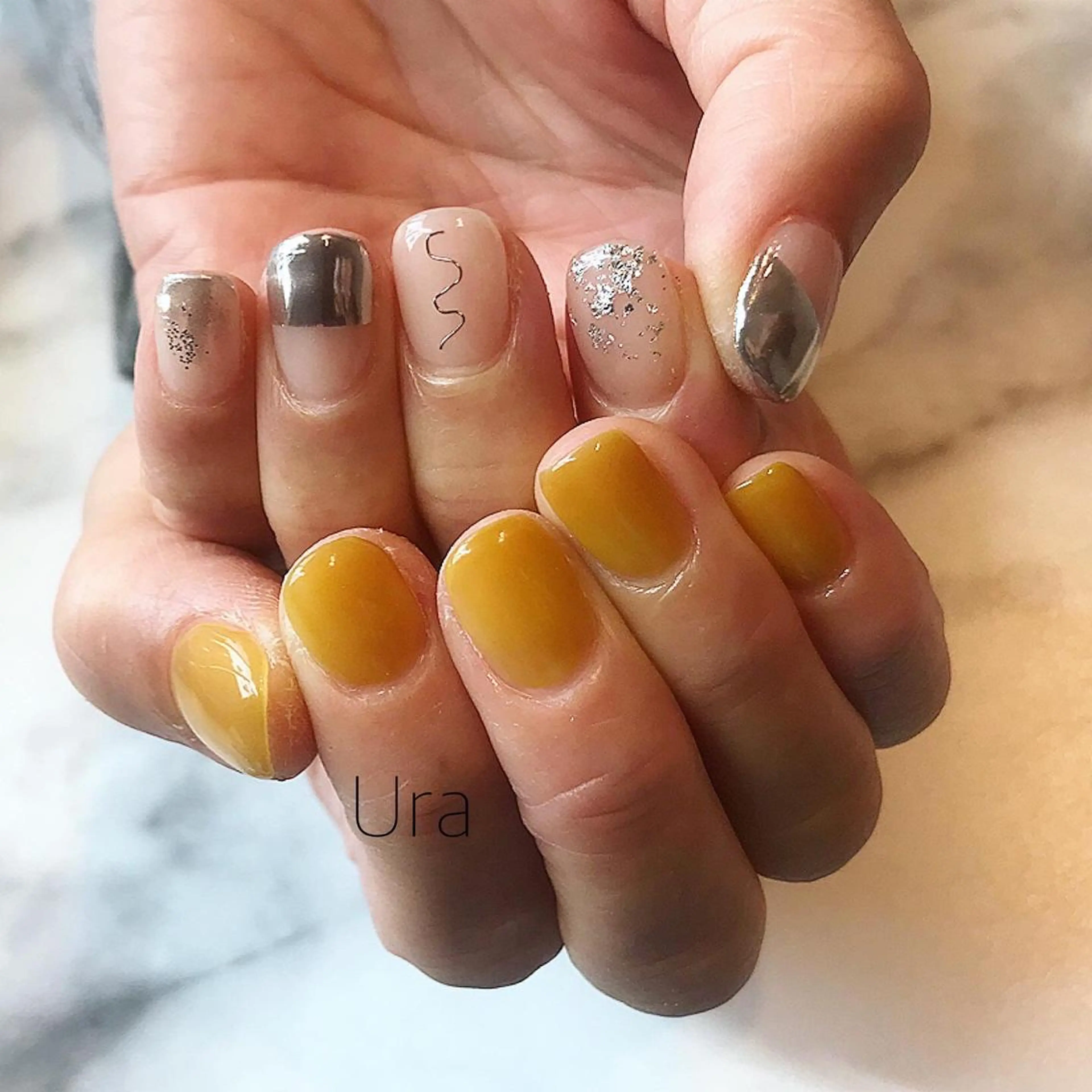 ネイル UrakoNail 《nail》のネイルデザイン