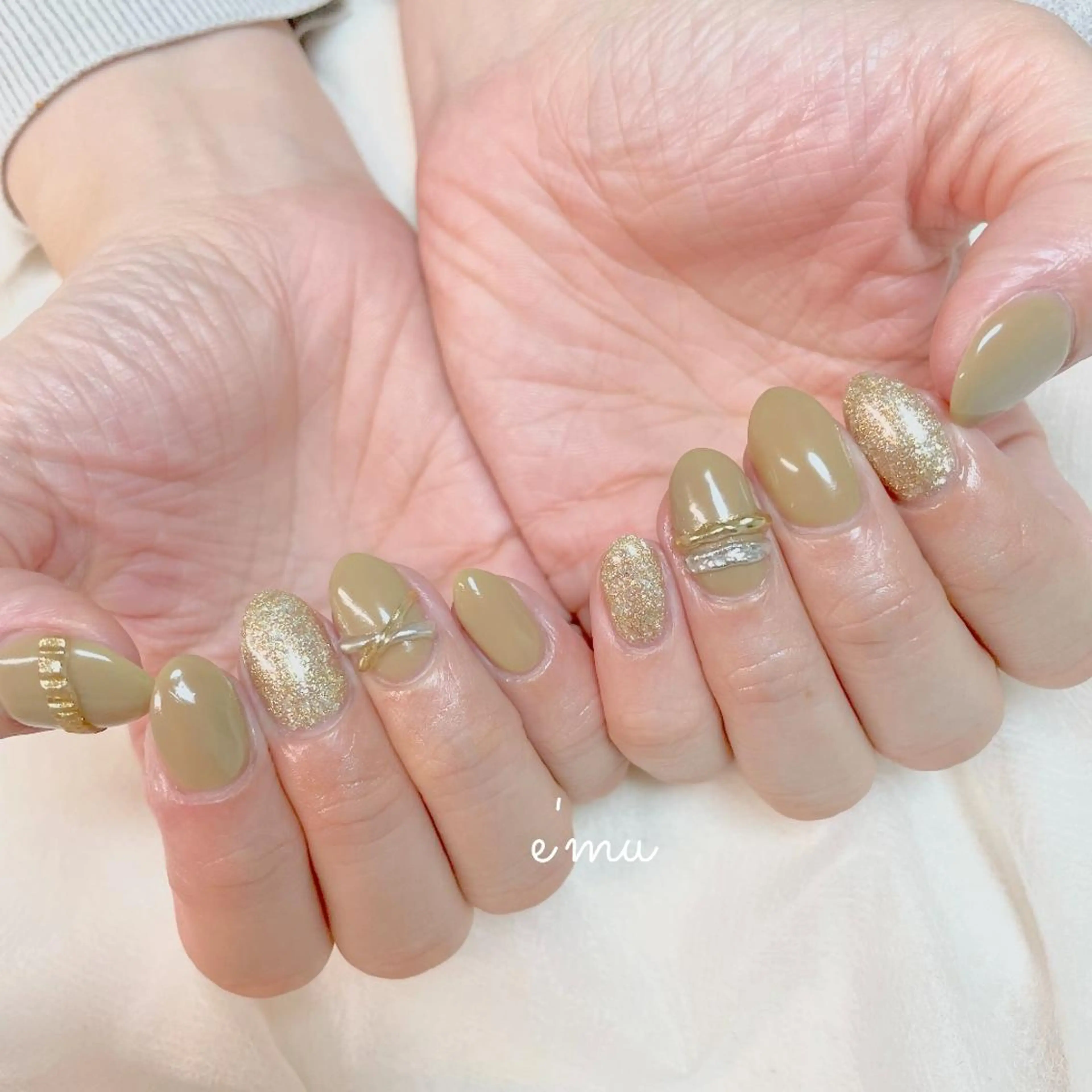 ネイル アートネイル ワンカラーネイル nail salon e'mu💐のネイルデザイン