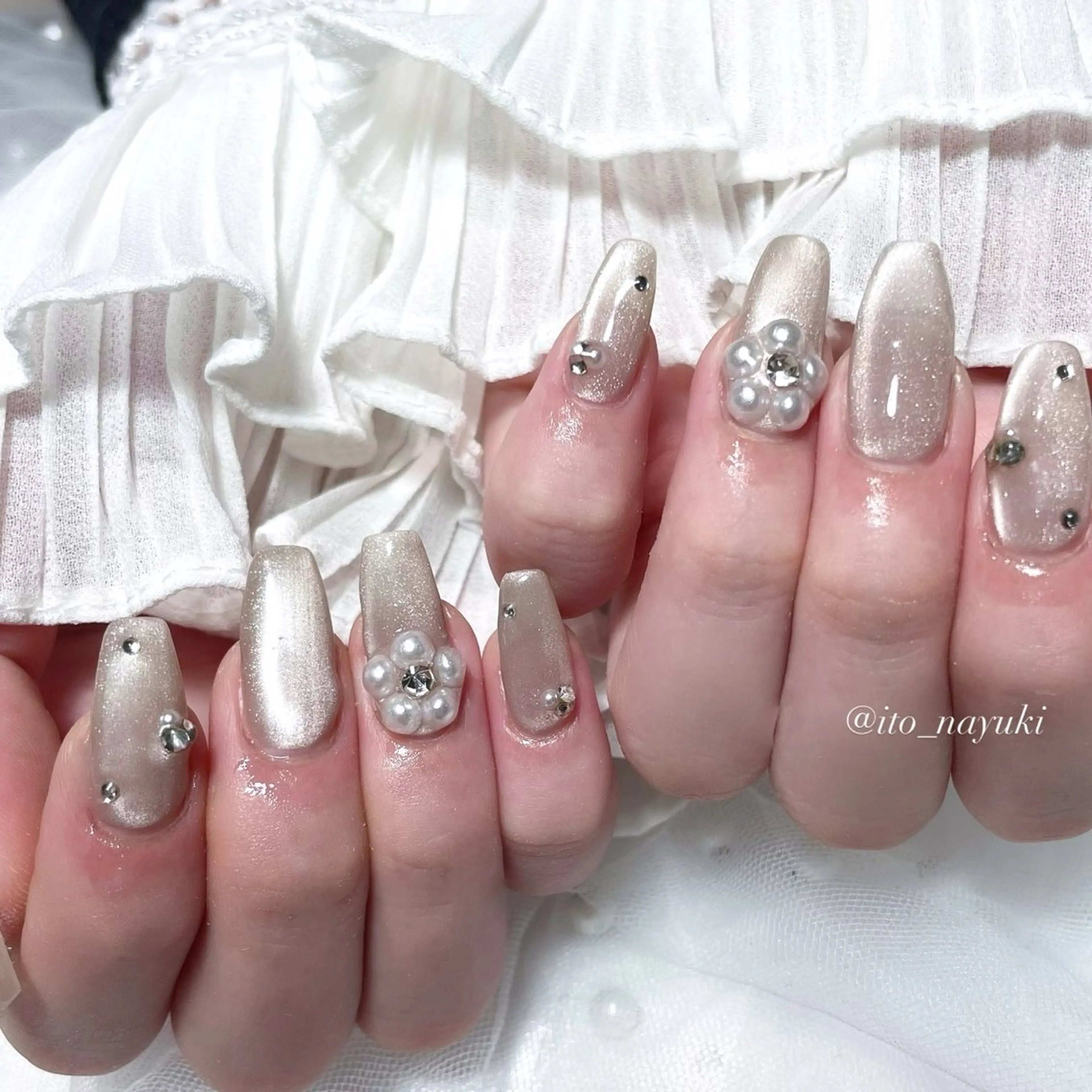 ネイル ハンドネイル 🎀藤沢ガーリーネイ ル/長さ出し🎀のネイルデザイン