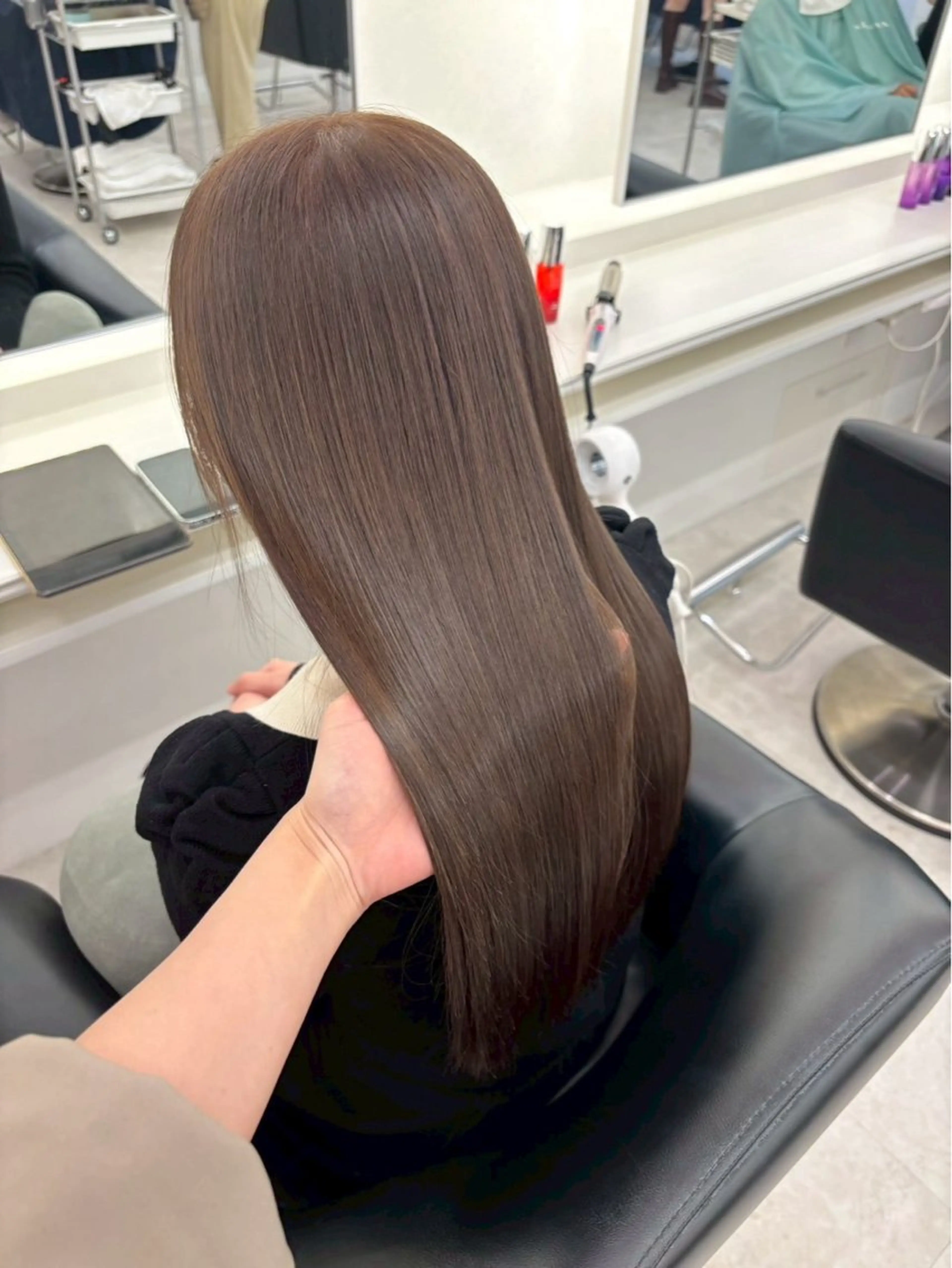 セミロング カラー ParveMix 🩶🫧入江 香名のヘアスタイル