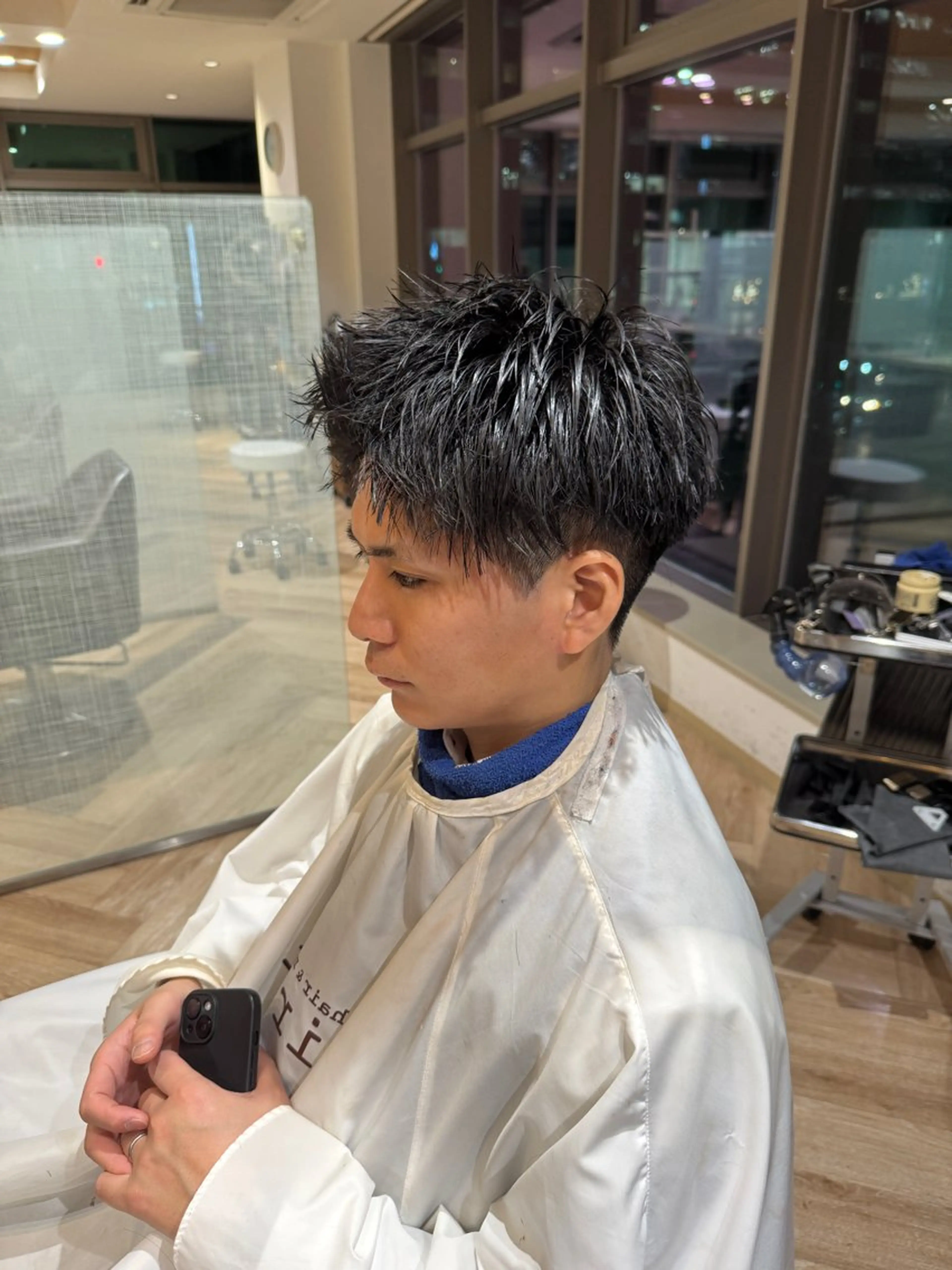 ショート メンズ スパイキーショート ボブ ショートヘア メンズ特化/ センターパート/八谷のヘアスタイル