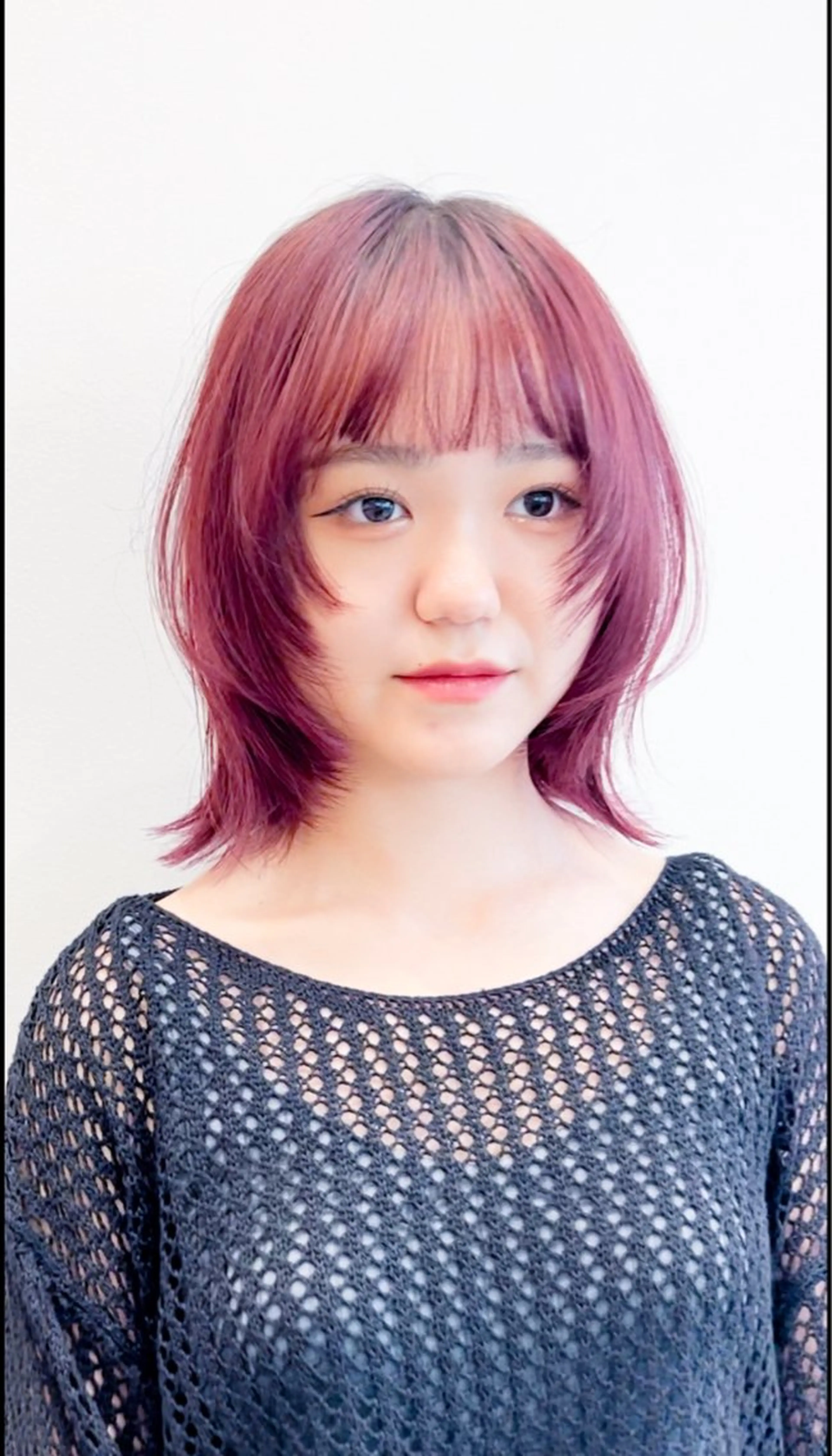 ミディアム カラー ミディアムレイヤー ブリーチ カシス ハイトーンカラー ピンクカラー ヘアカラー 似合わせカット🫧 /パーマRINAのヘアスタイル