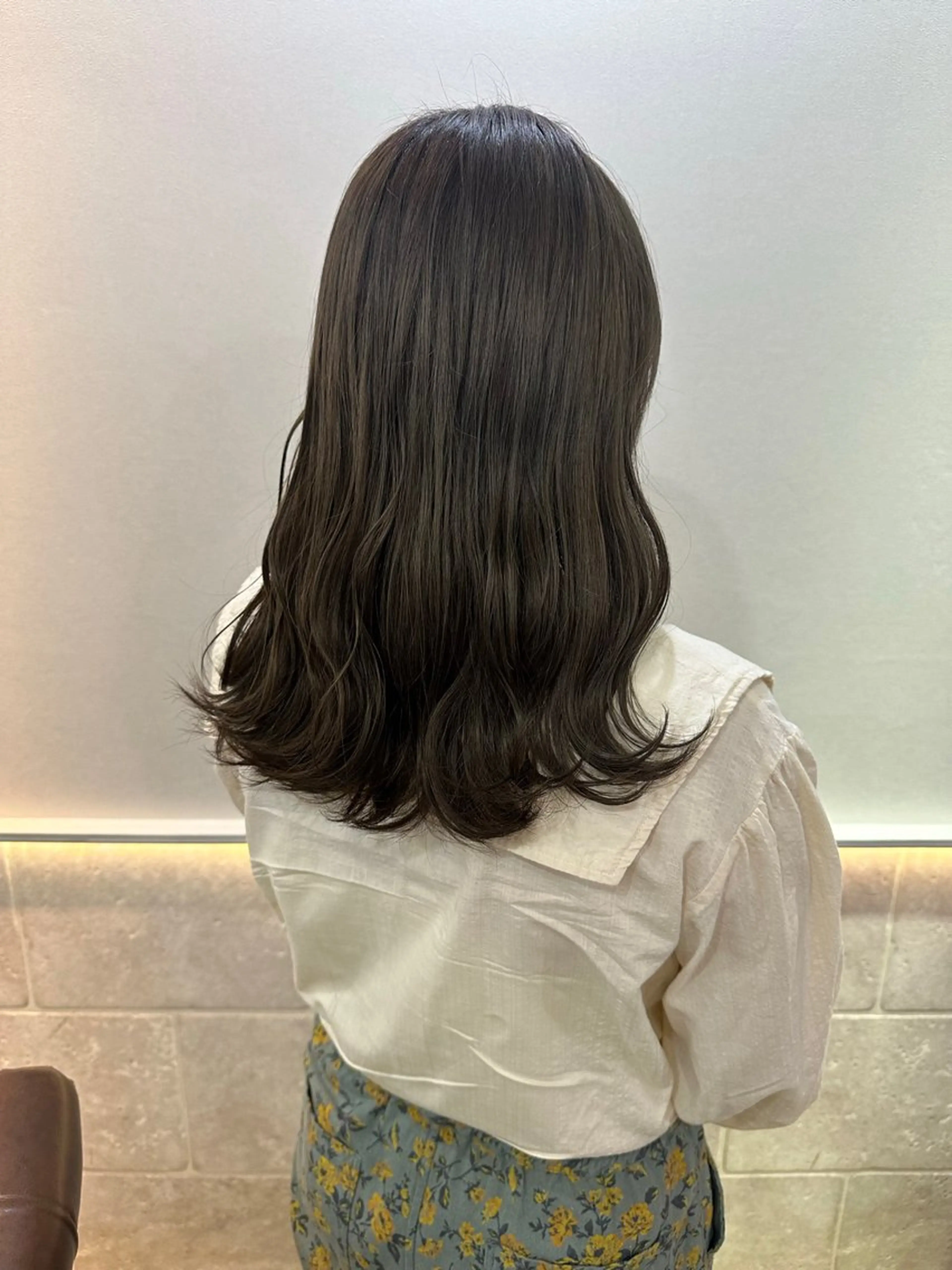 セミロング カラー グレージュ オリーブグレージュ オリーブグレー カット ヘアカラー Rinka/梅田/ 透け感カラー🤎のヘアスタイル