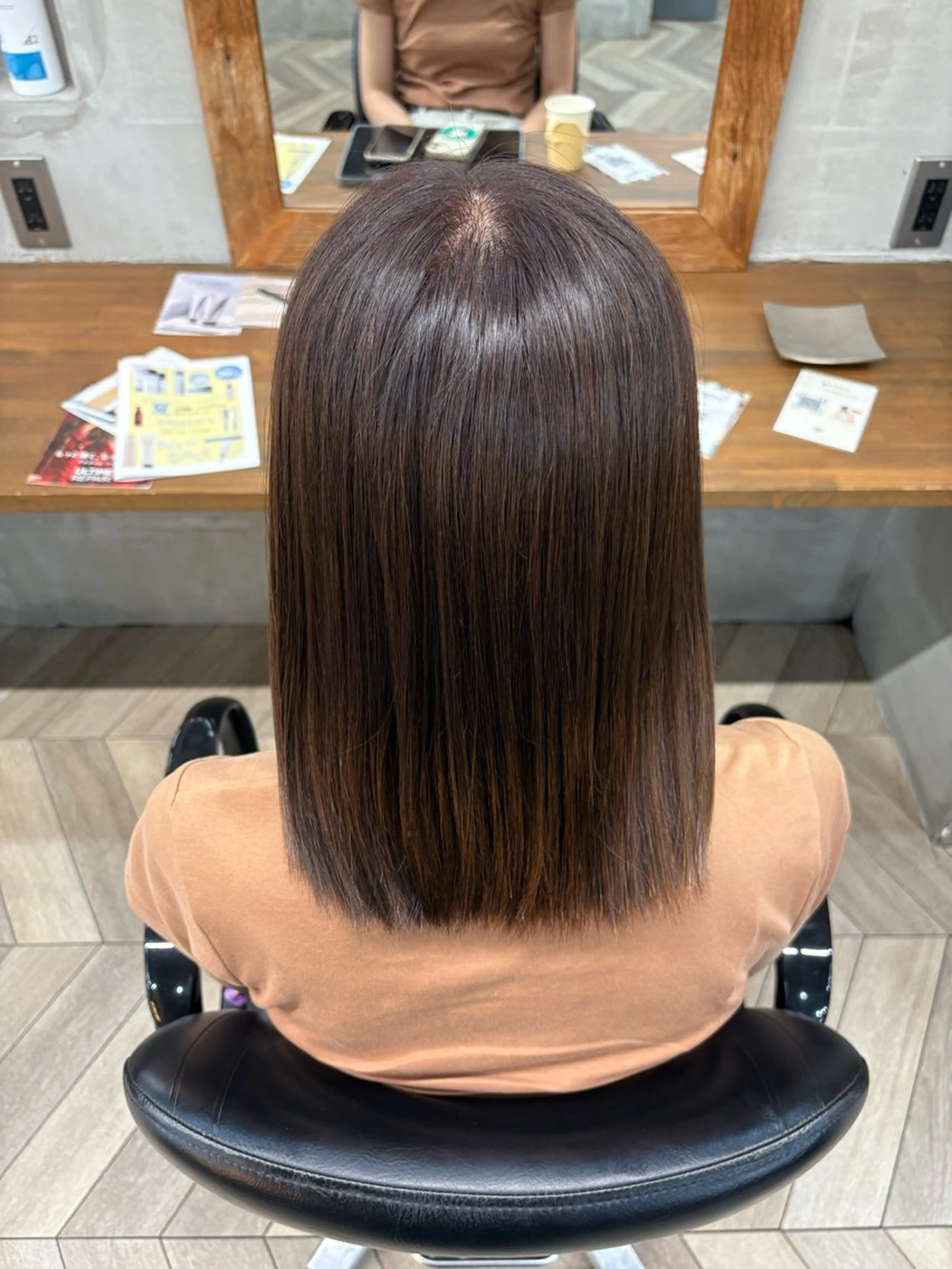 ミディアム ヘアカラー 片桐 瑠依香のヘアスタイル
