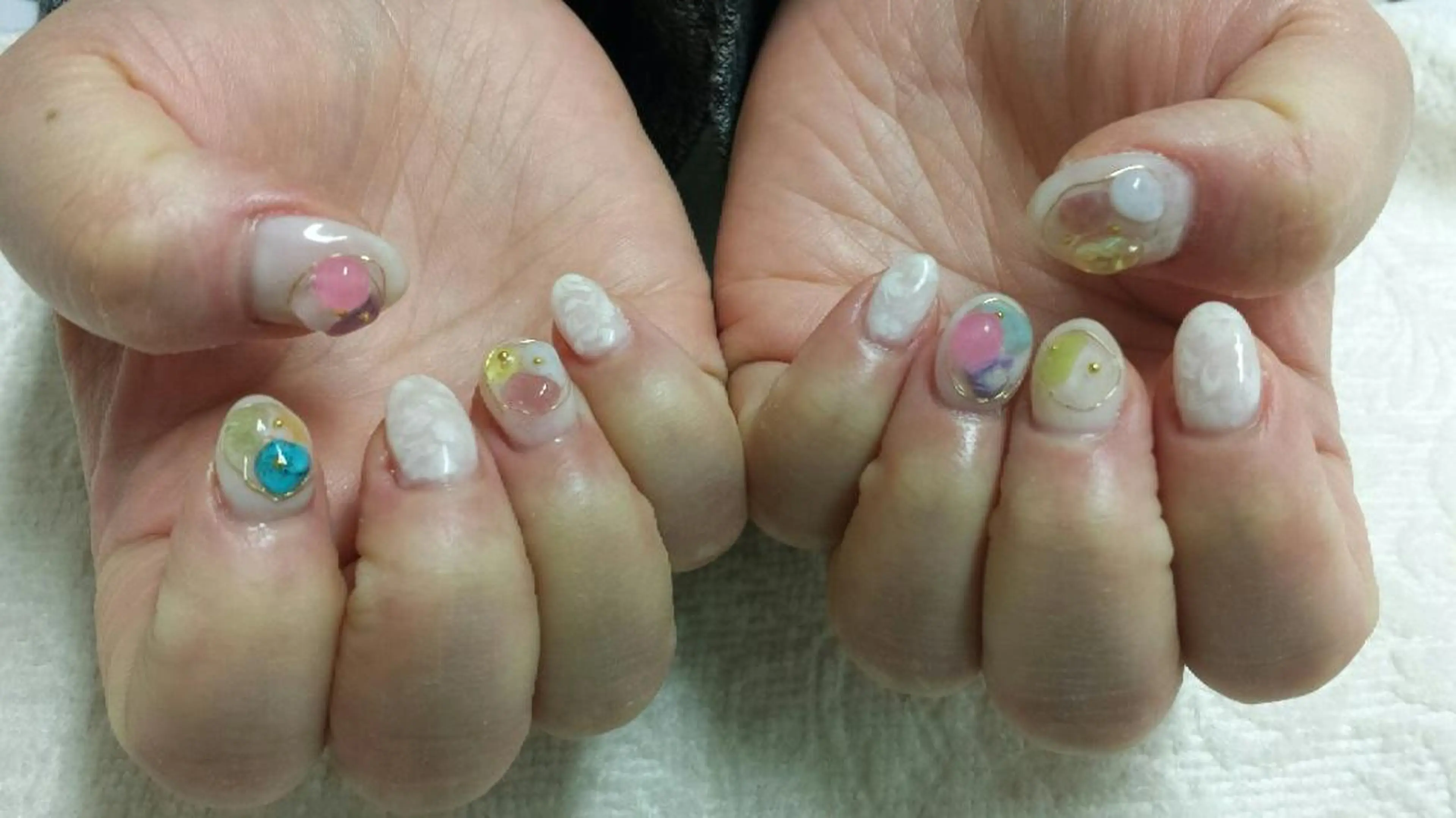 ネイル 河野ちえ (雑誌掲載サロン)のネイルデザイン