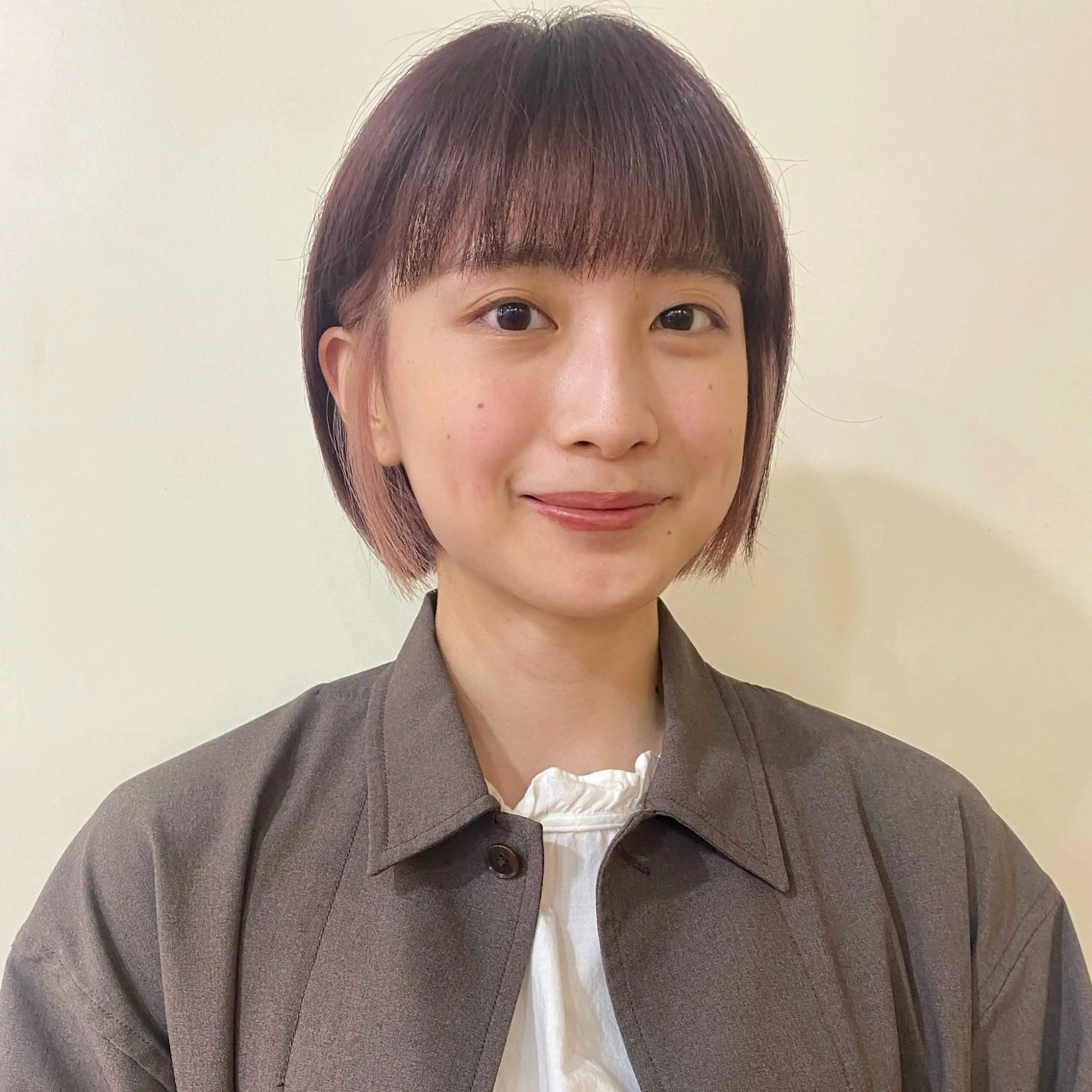 ショート カラー カット ヘアカラー トリートメント Lilu しずくのヘアスタイル