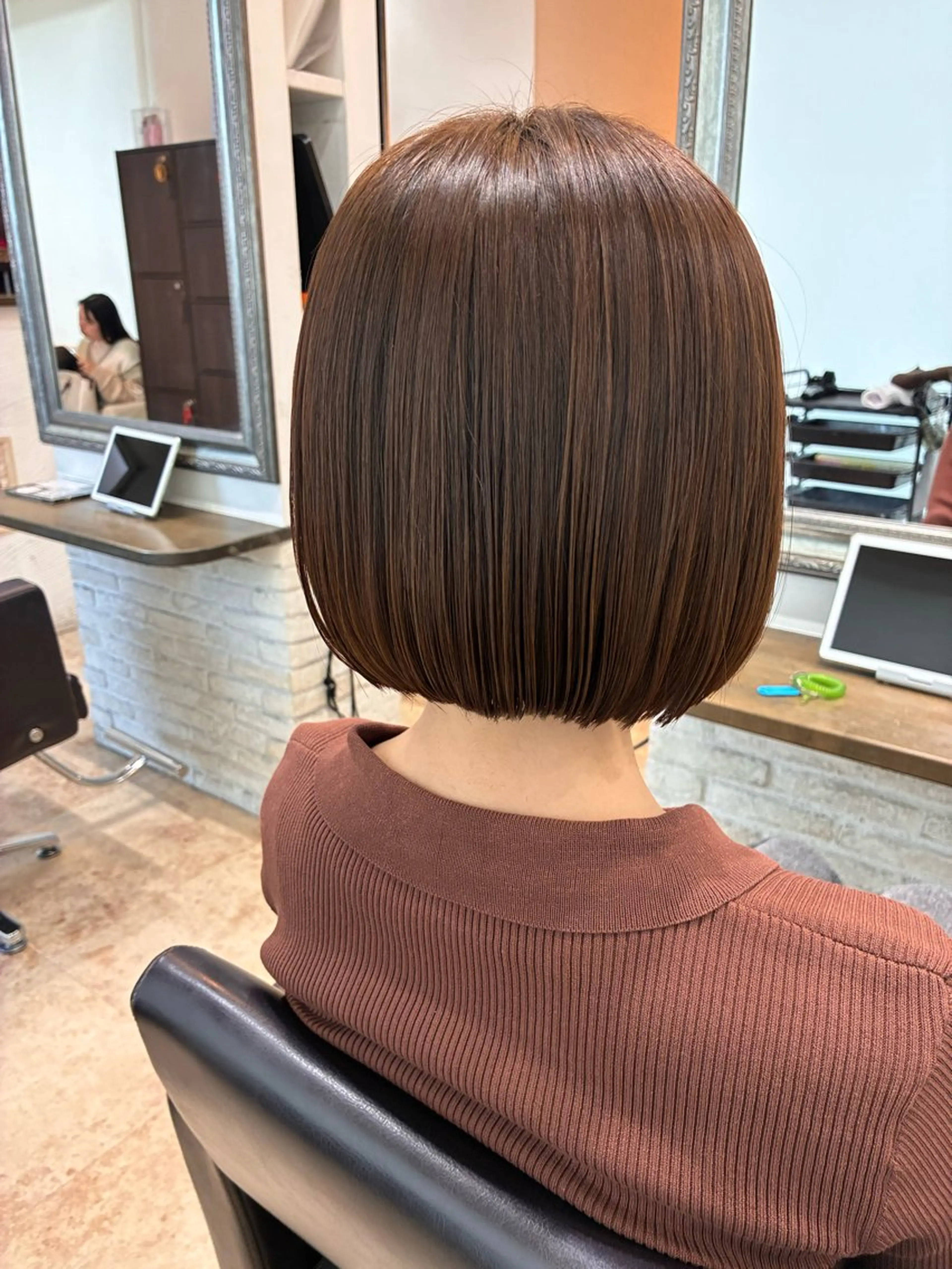 ミディアム ボブ 渋田 唯のヘアスタイル