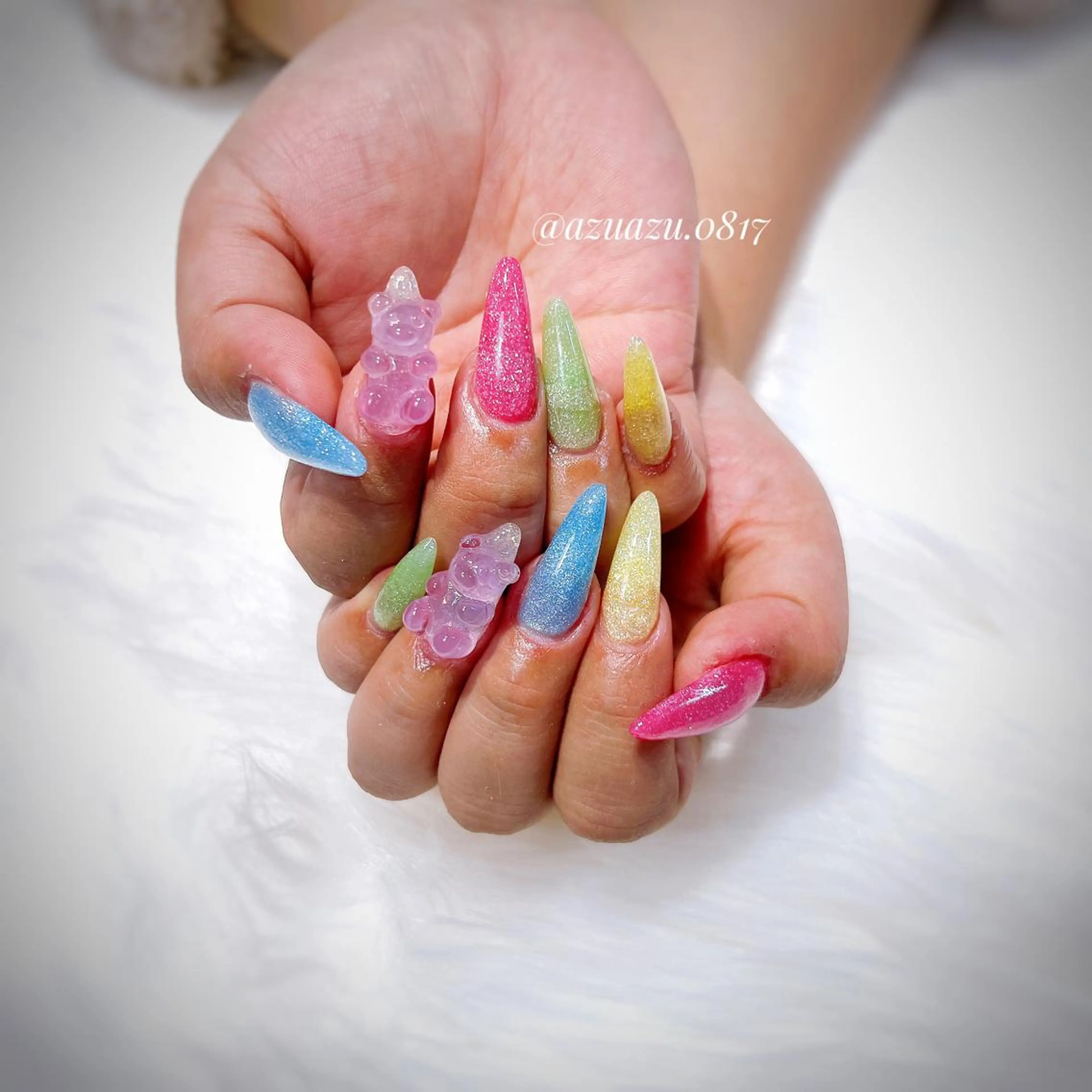 ネイル ハンドネイル hair&nail ROOTS所属・ﾍｱﾒｲｸ&ﾈｲﾙ ♥️Azuのネイルデザイン