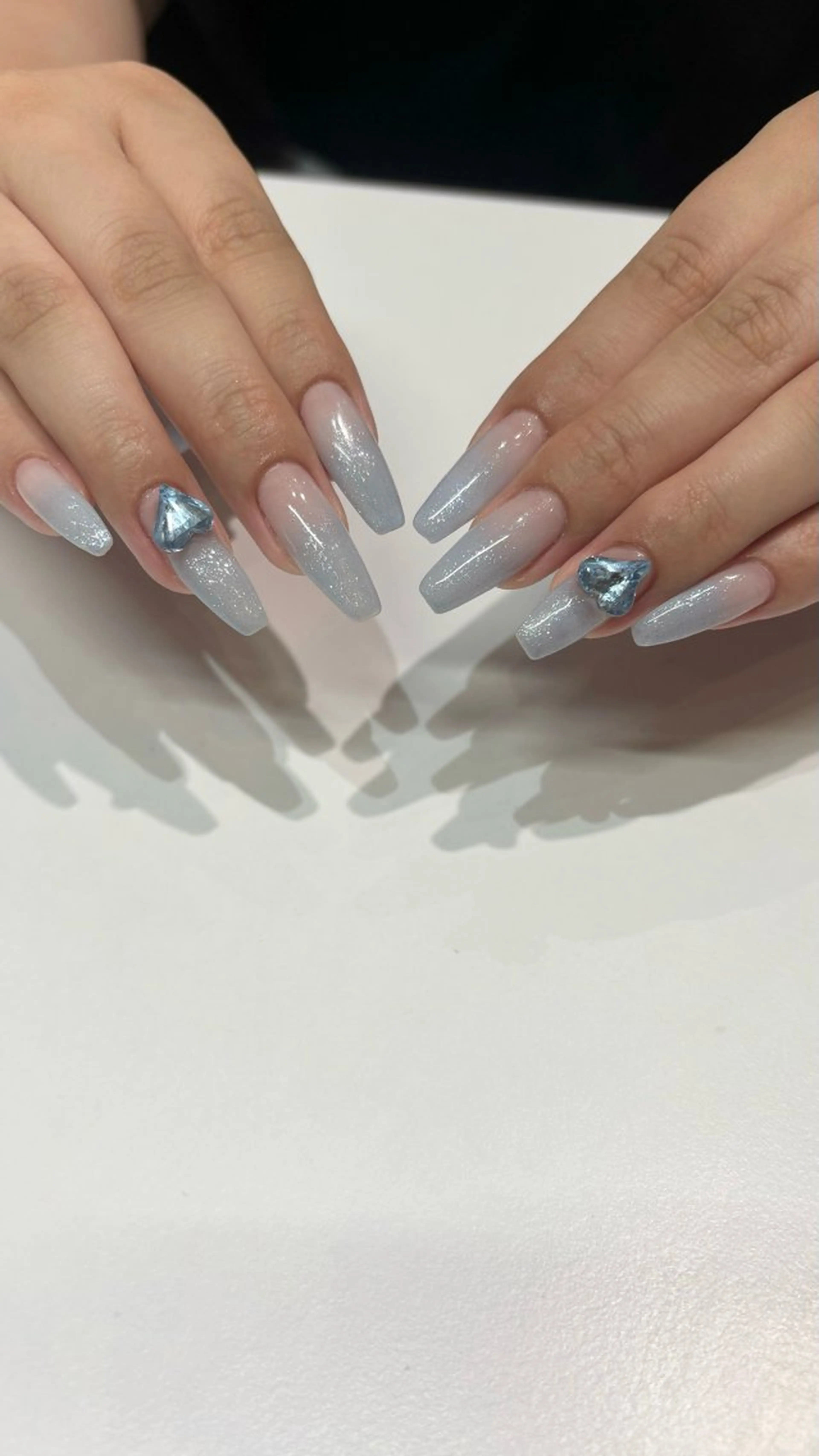 ネイル ハンドネイル GO TODAY SHAiRE SALON 表参道colore店所属・emmi nailのネイルデザイン