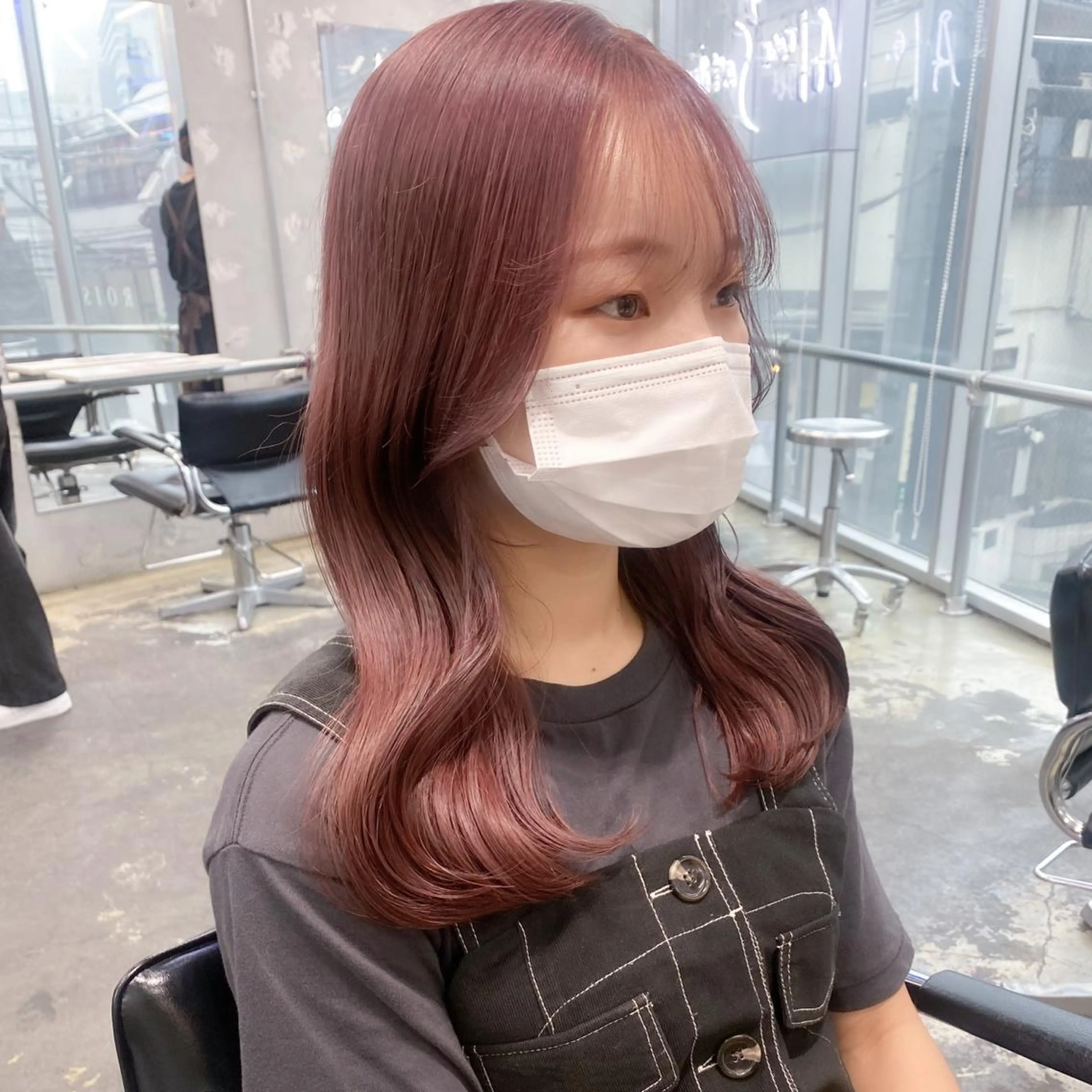 セミロング カラー 💗💗韓国レイヤー yu-ki💗💗のヘアスタイル