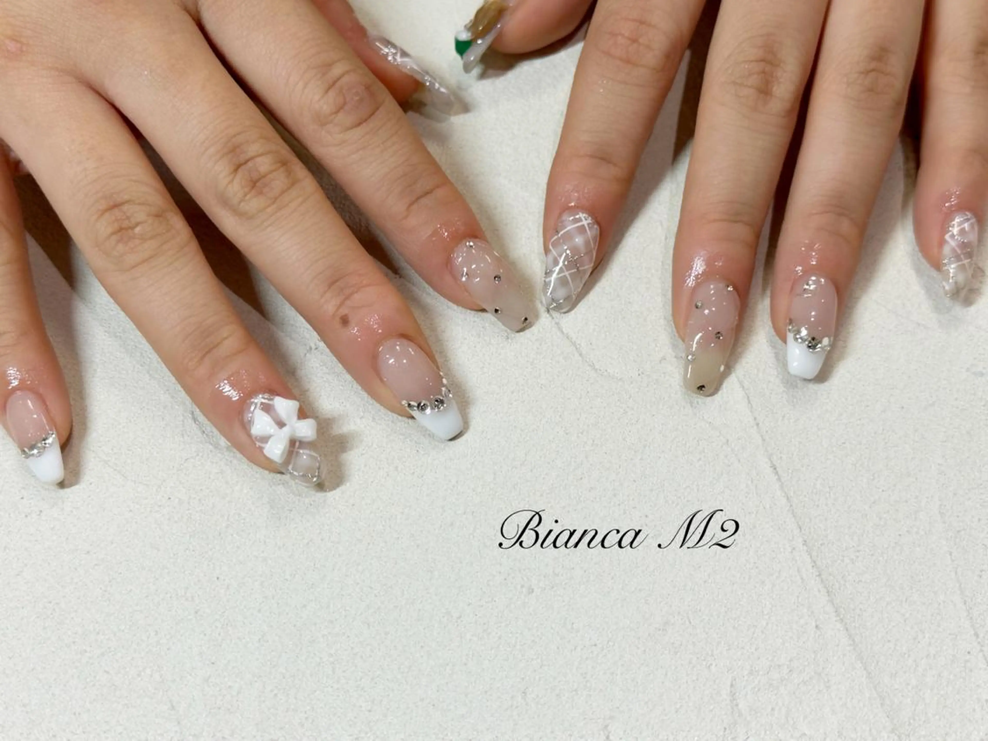 カラー ネイル 持ち込み ハンドネイル Suzuki. Biancaのネイルデザイン