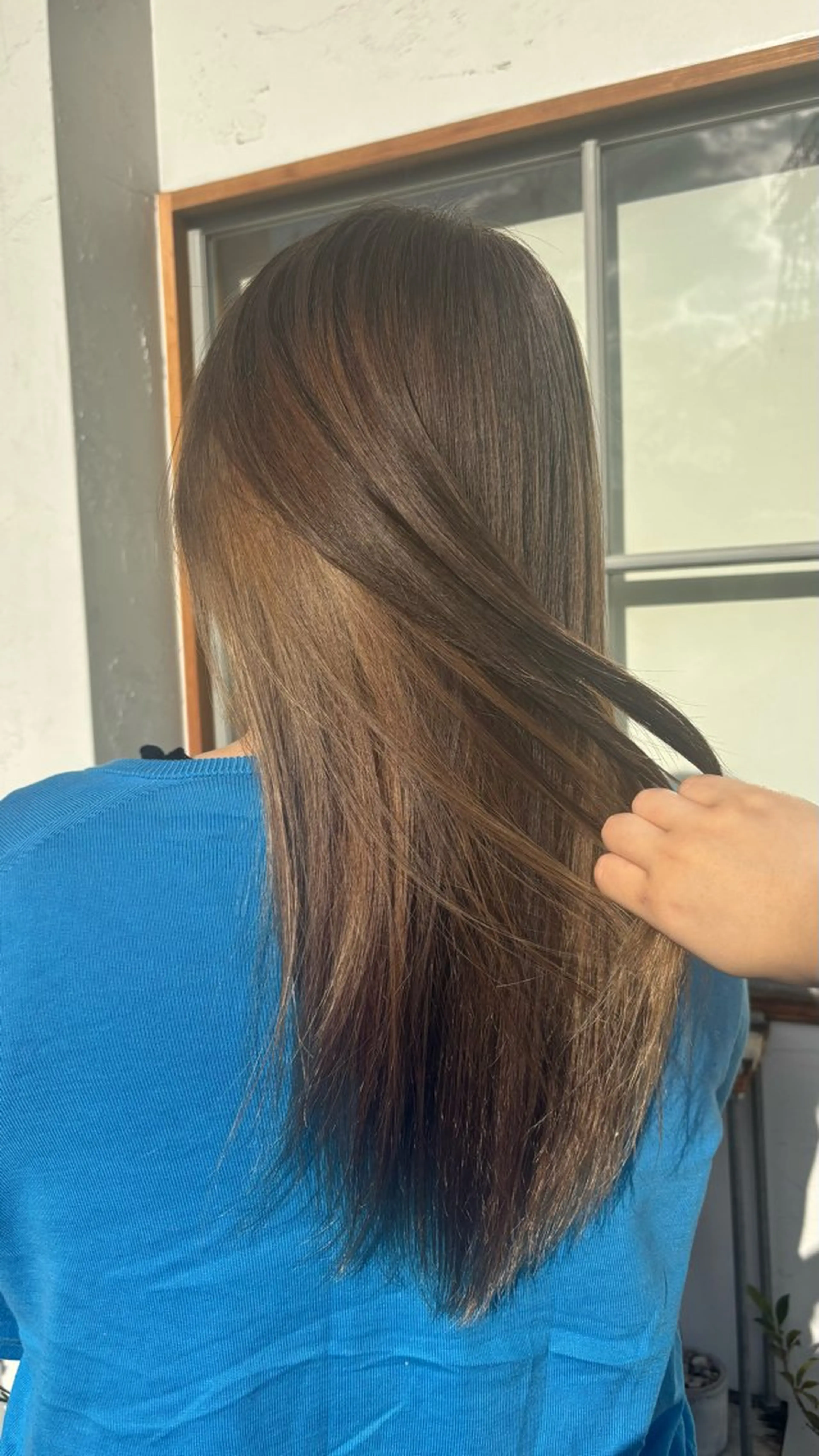 ロング カラー ブリーチ ブラウンカラー インナーカラー ヘアカラー トリートメント ヘッドスパ makoto⌇レイヤ ー⌇艶カラー🍒‎のヘアスタイル