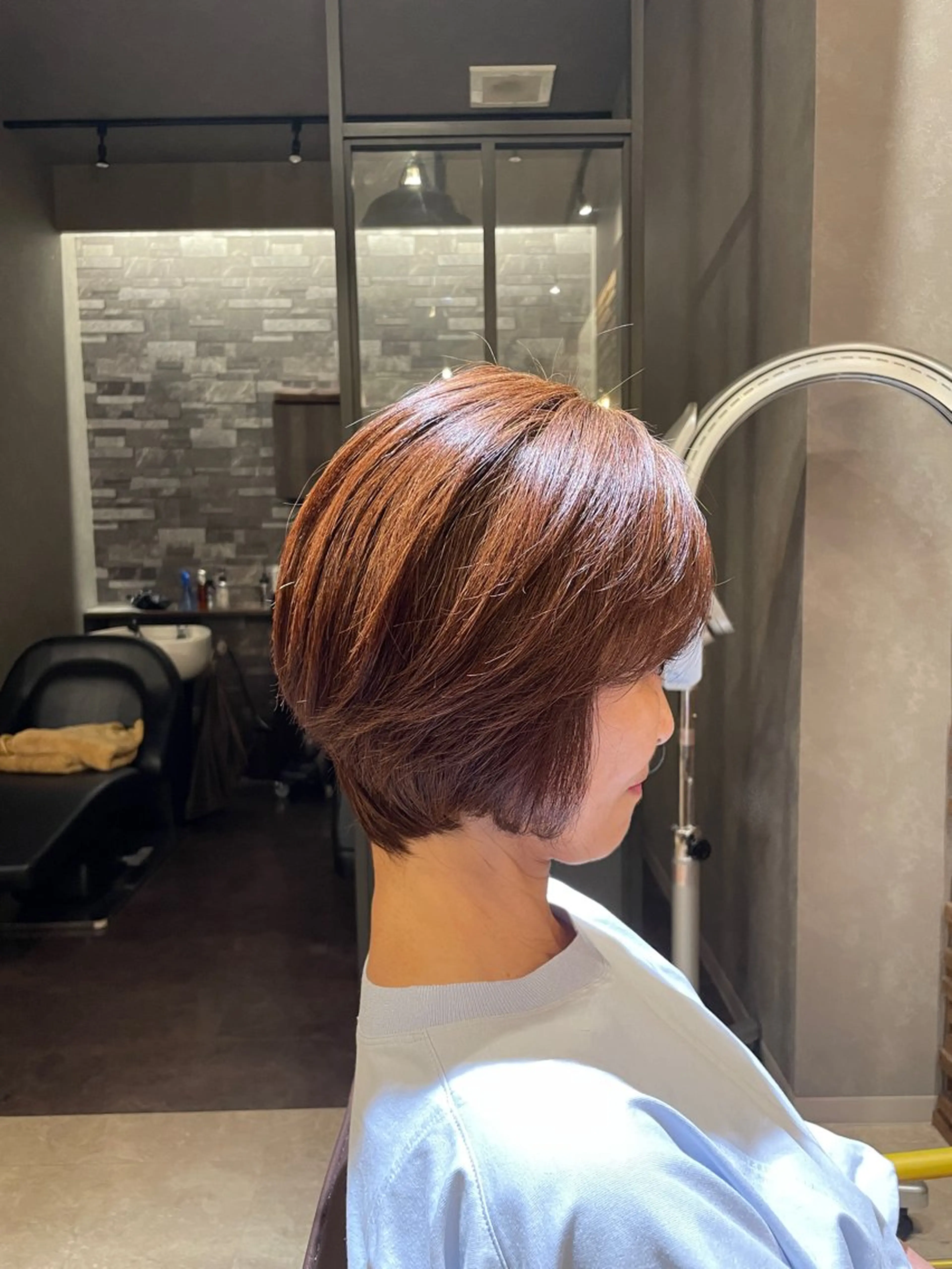 ショート CAROS　atelier所属・安倍 辰哉のヘアスタイル