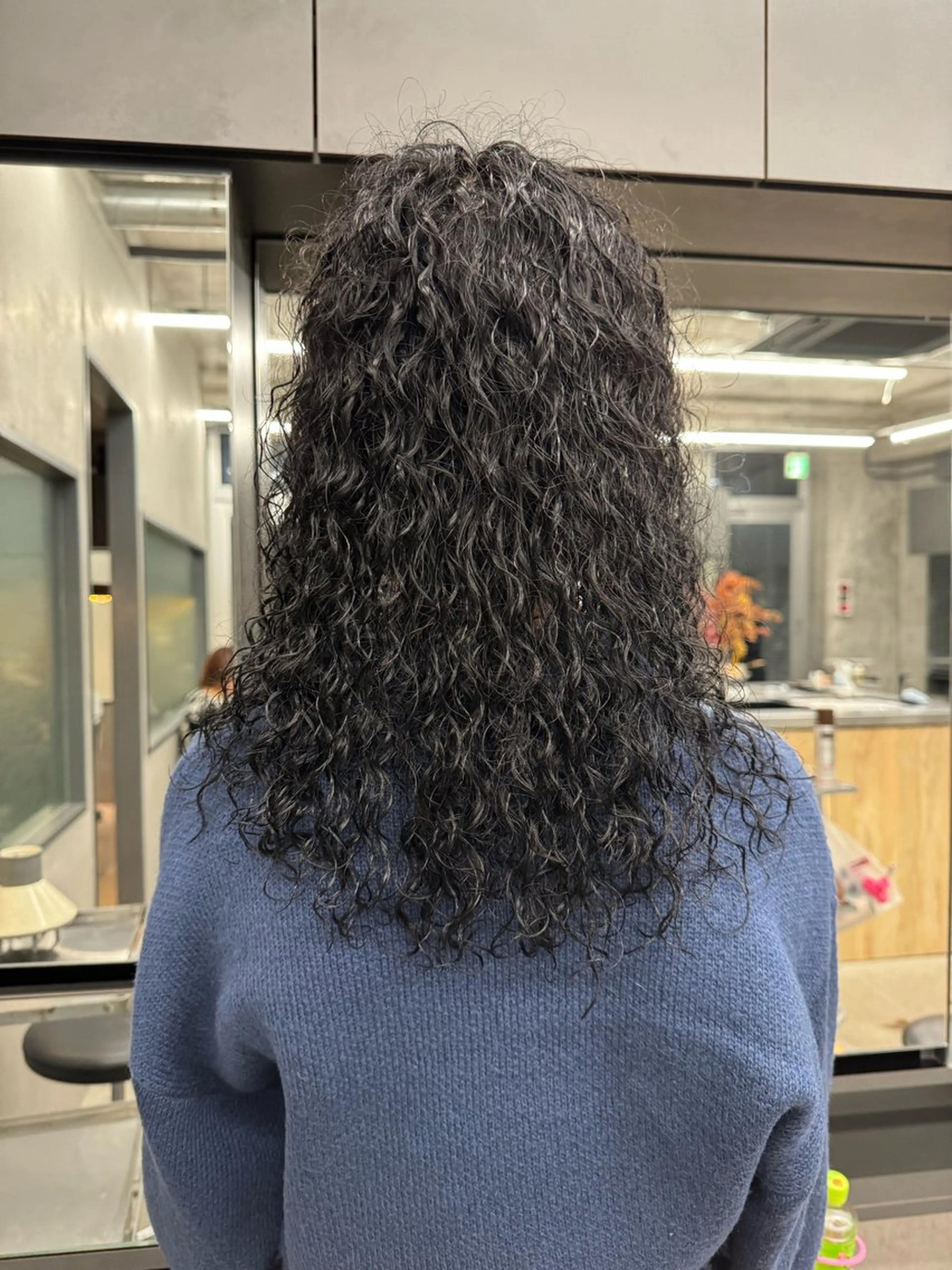 セミロング パーマ セミロングパーマ スパイラルパーマ カット パーマ トリートメント 🌈前田 ジュンのヘアスタイル