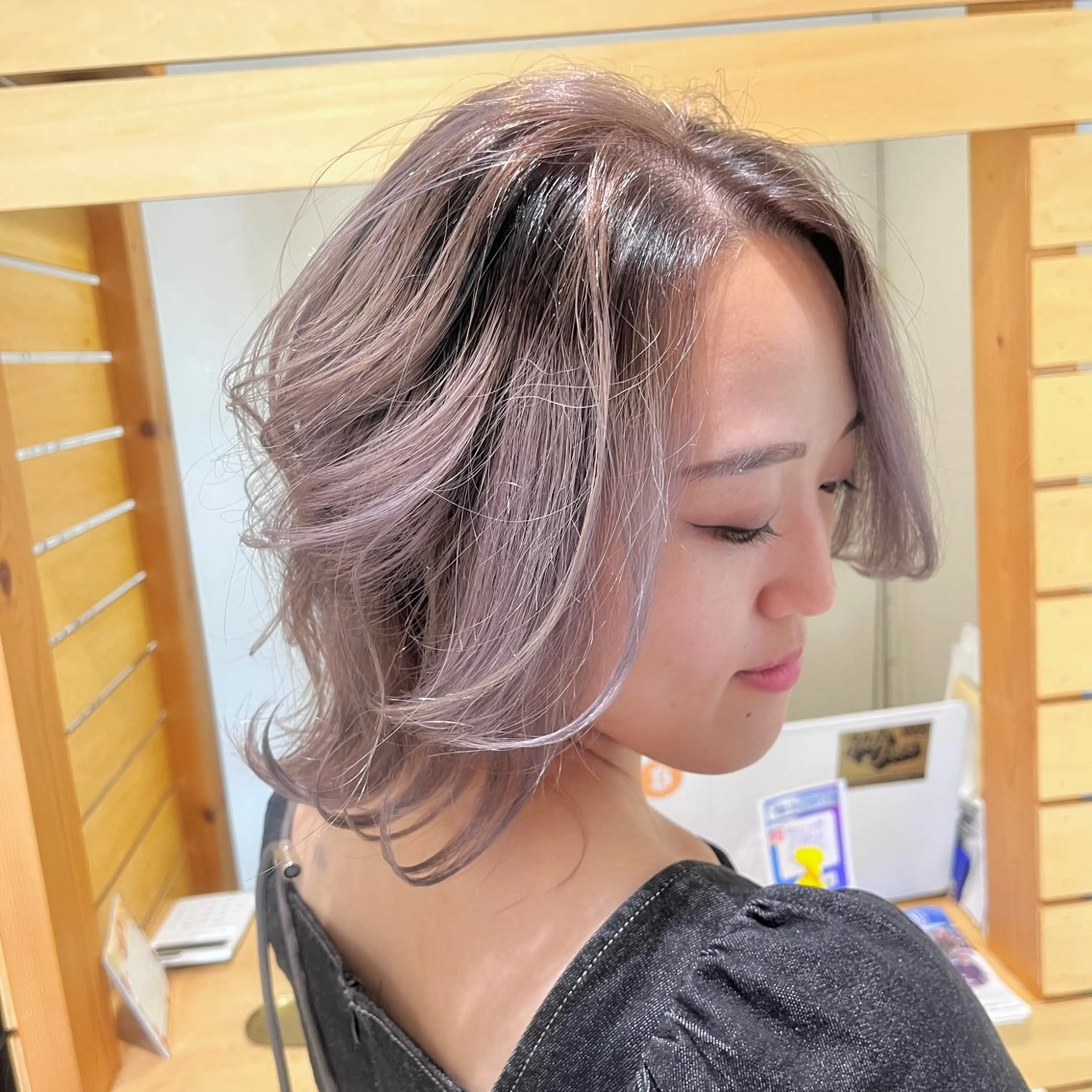 ミディアム カラー ブリーチ ヘアカラー トリートメント ヘアセット RUBEUS【ルベウス】所属・✨艶々カラー🎨 杉本賢人のヘアスタイル