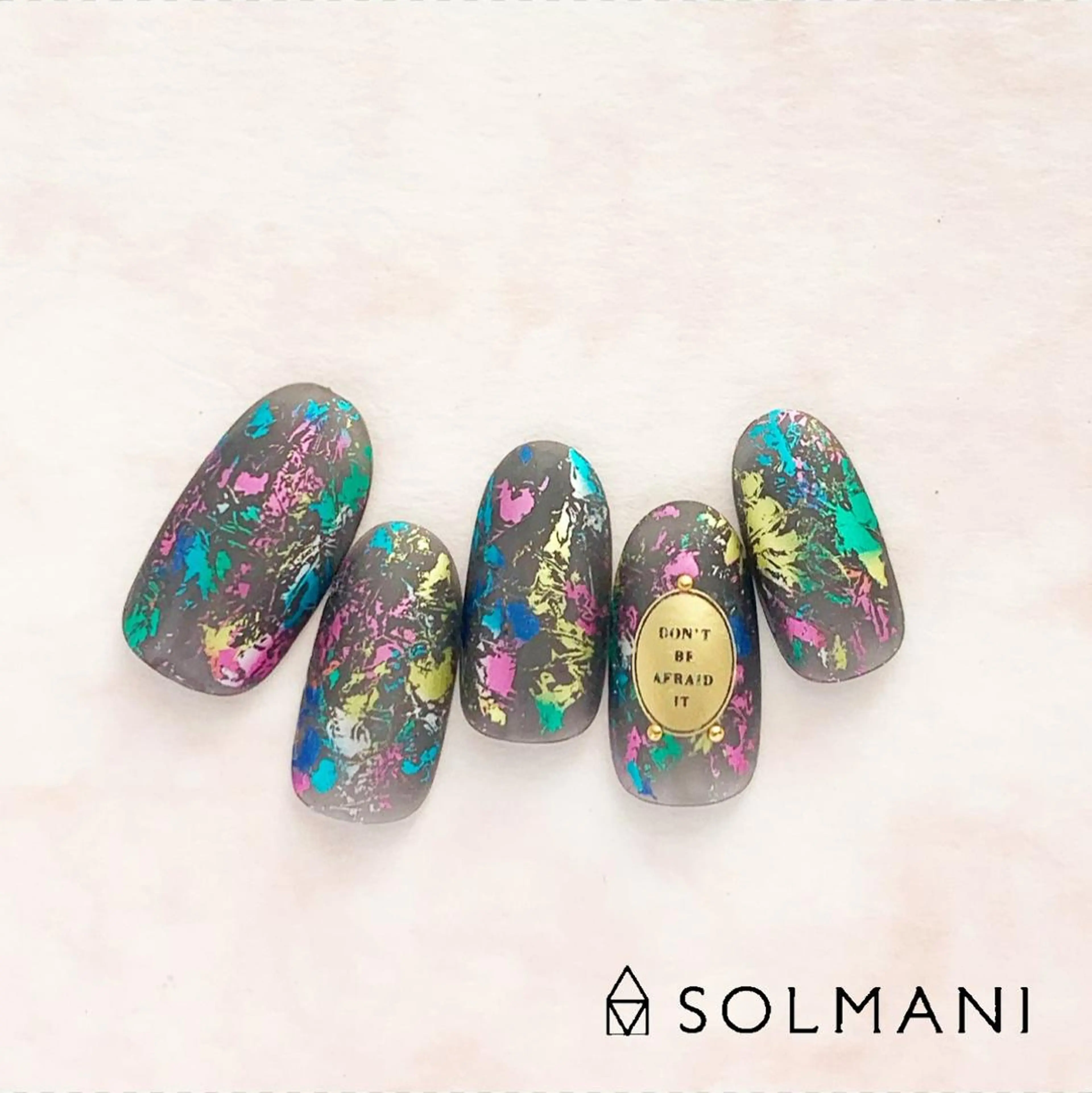 ネイル マットネイル SOLMANI 予約担当のネイルデザイン