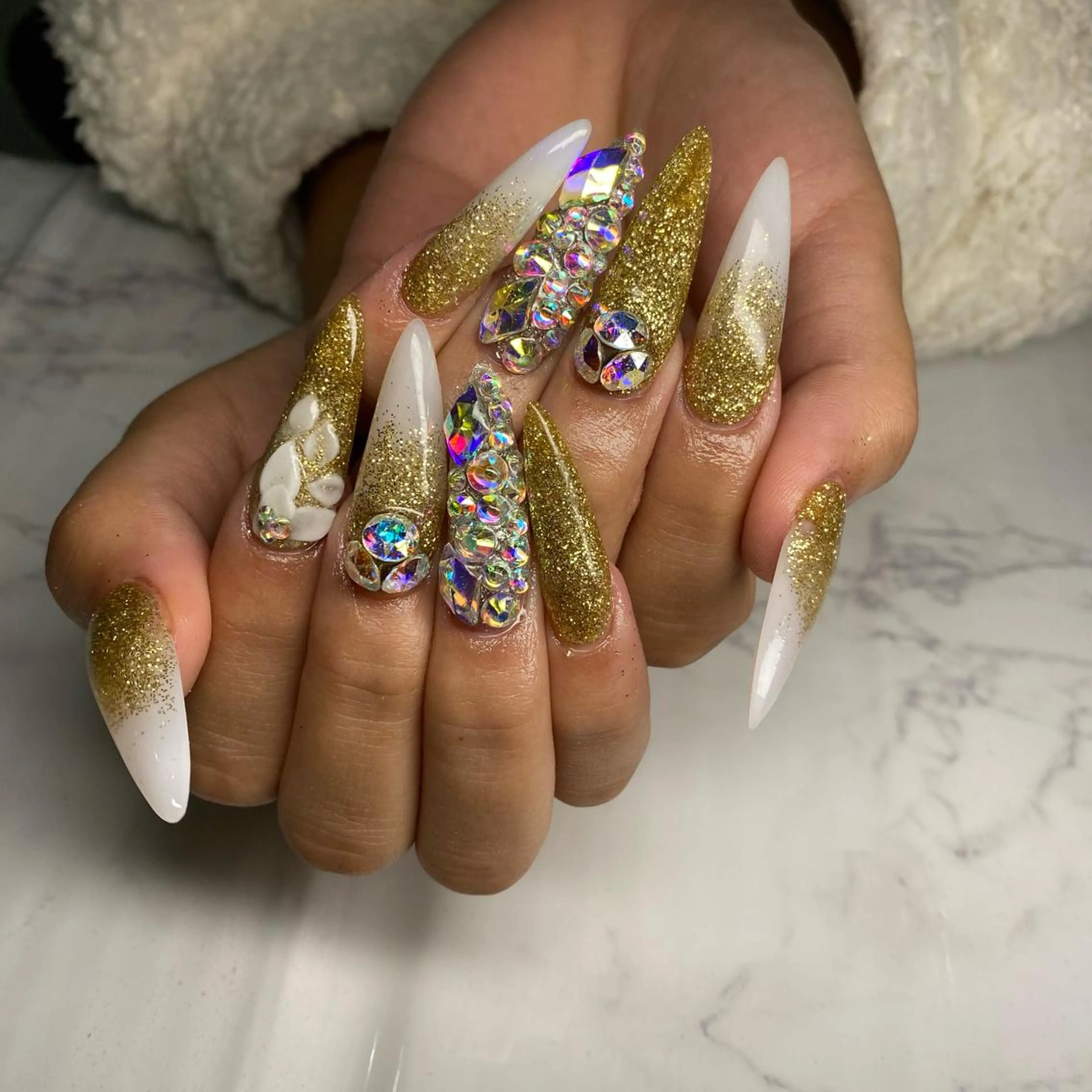 ロング ネイル nail salon azuのネイルデザイン