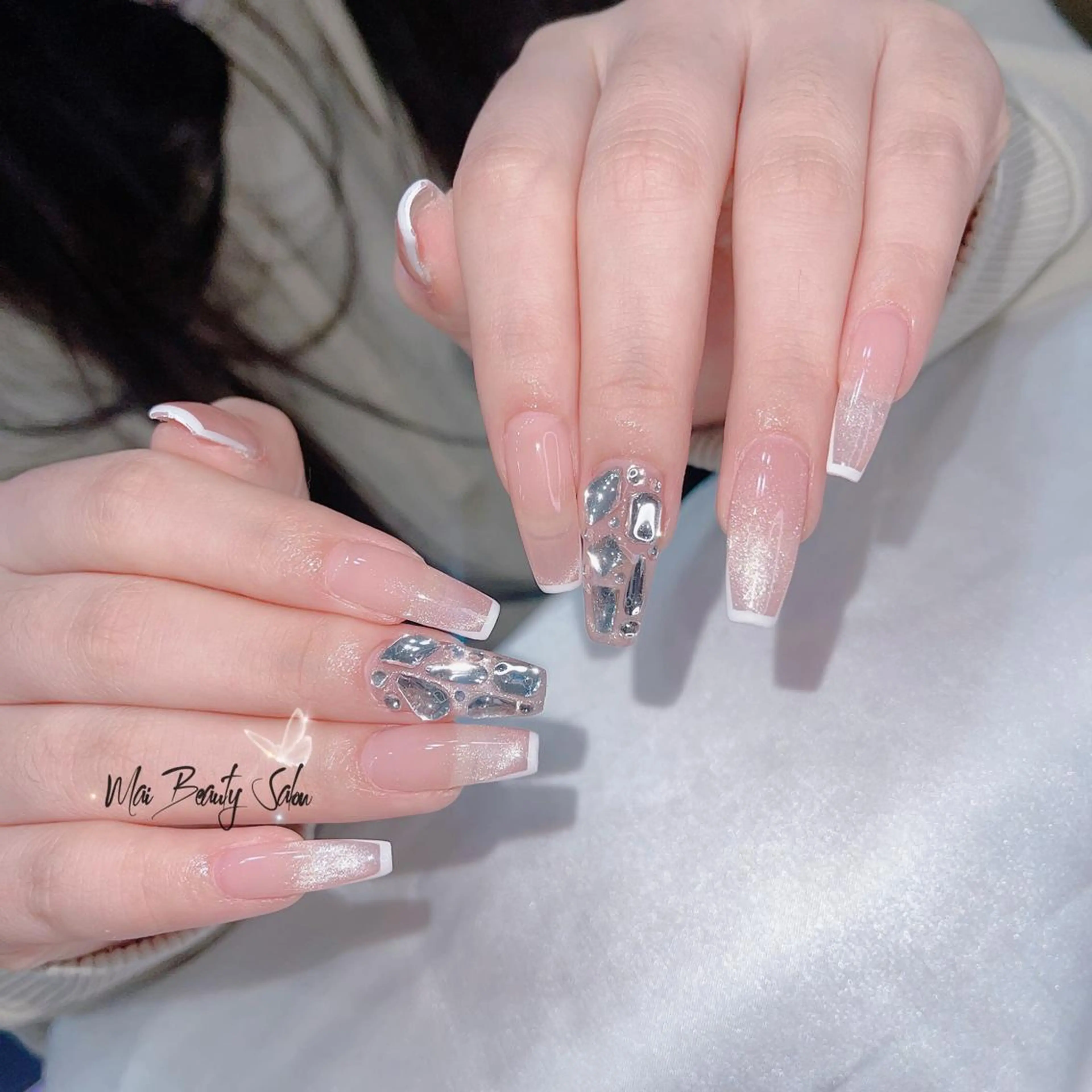 ネイル チークネイル フラッシュネイル フットネイル ジェルネイル マグネットネイル MaiBeauty dodoのネイルデザイン