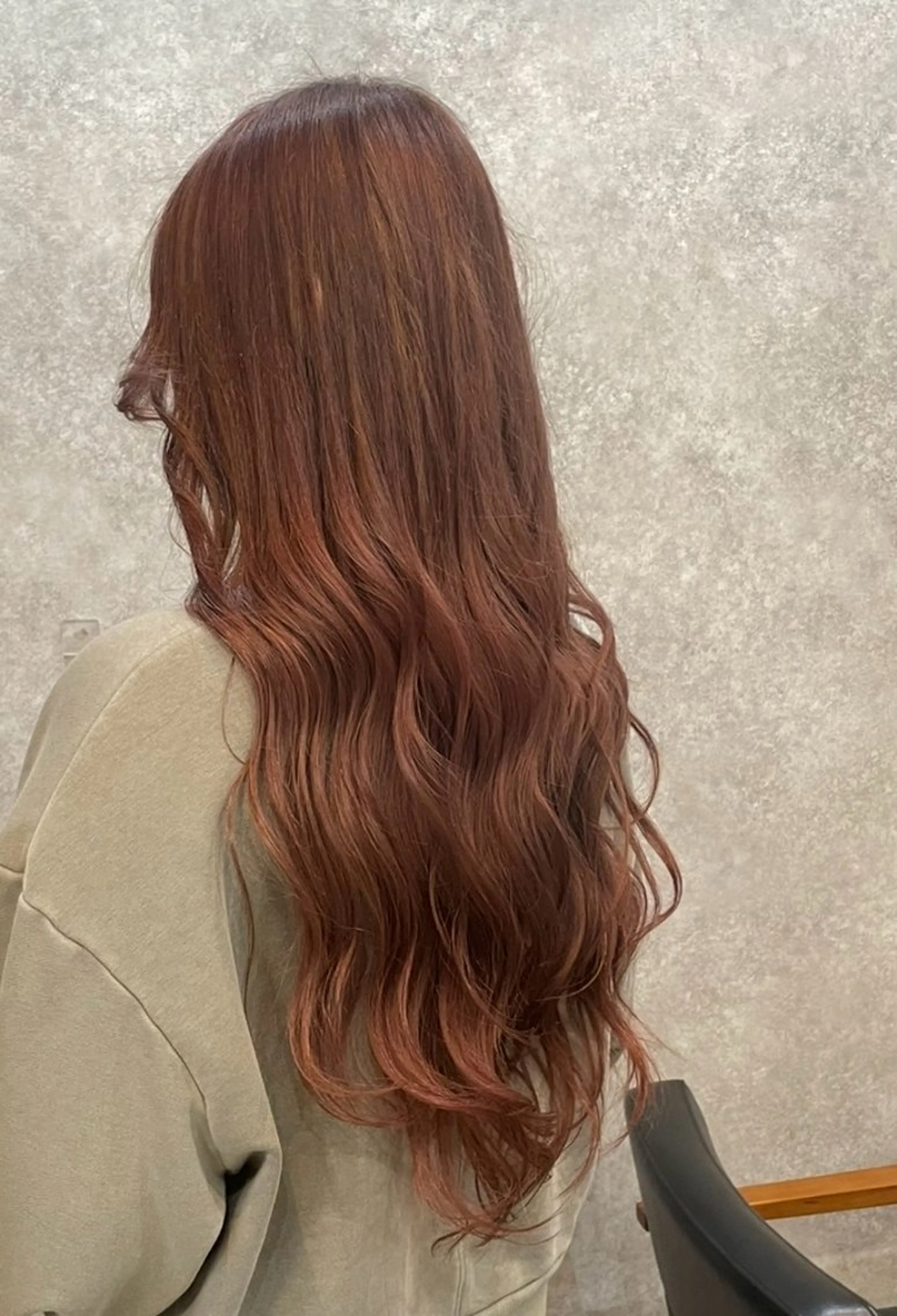 ロング カラー ヘアカラー トリートメント comfy すずなのヘアスタイル