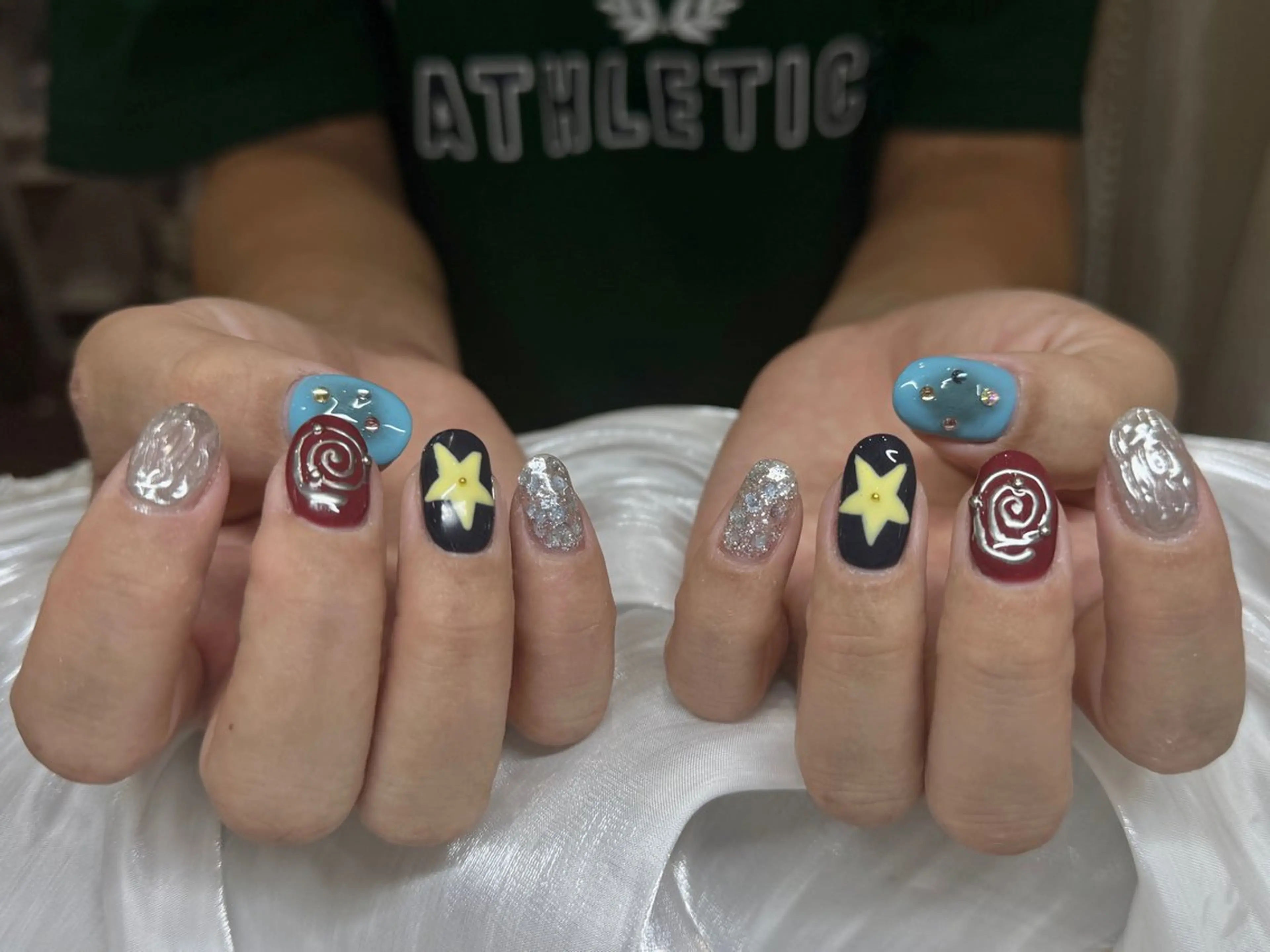 ネイル フットネイル フレンチネイル ジェルネイル ガラスフレンチ 韓国ネイル ハンドネイル ハンドケア The Nail & Eye Lashのその他イメージ
