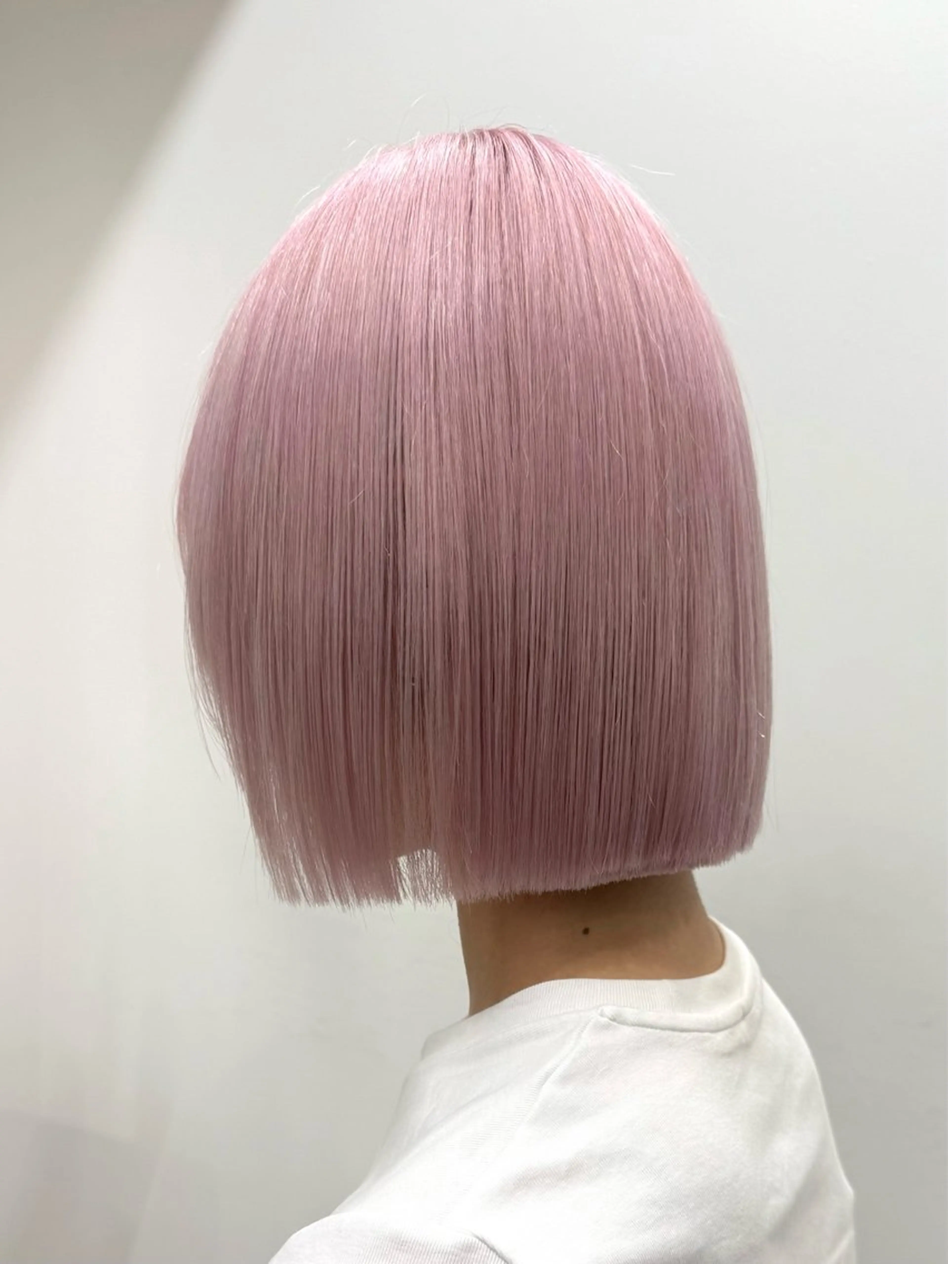 ロング カラー ブリーチ ハイトーンカラー ピンクカラー ホワイトピンク リタッチモデル募集中 /りな⭐️のヘアスタイル