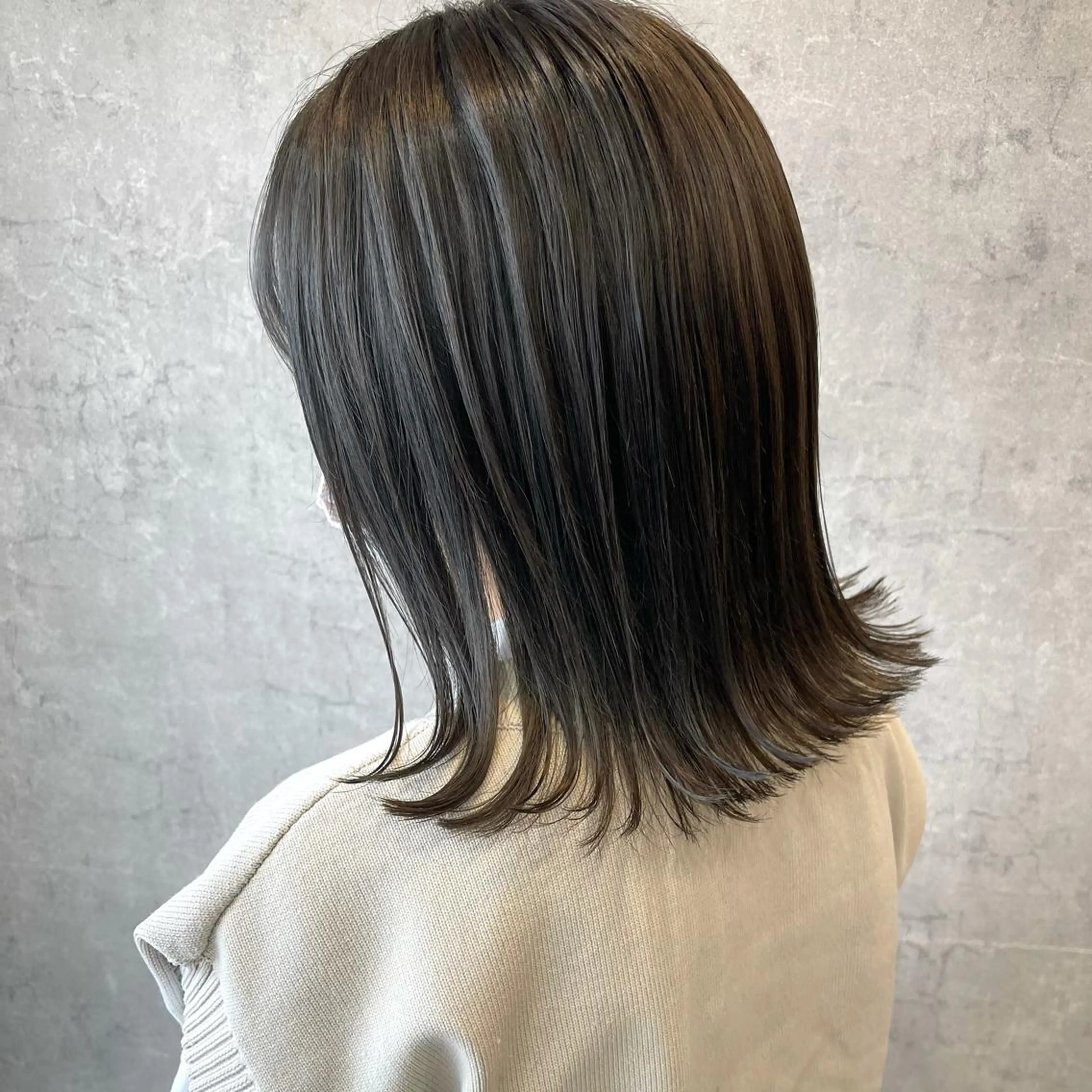 ミディアム カット ヘアカラー merci.所属・🌻あいり merci.🌻のヘアスタイル