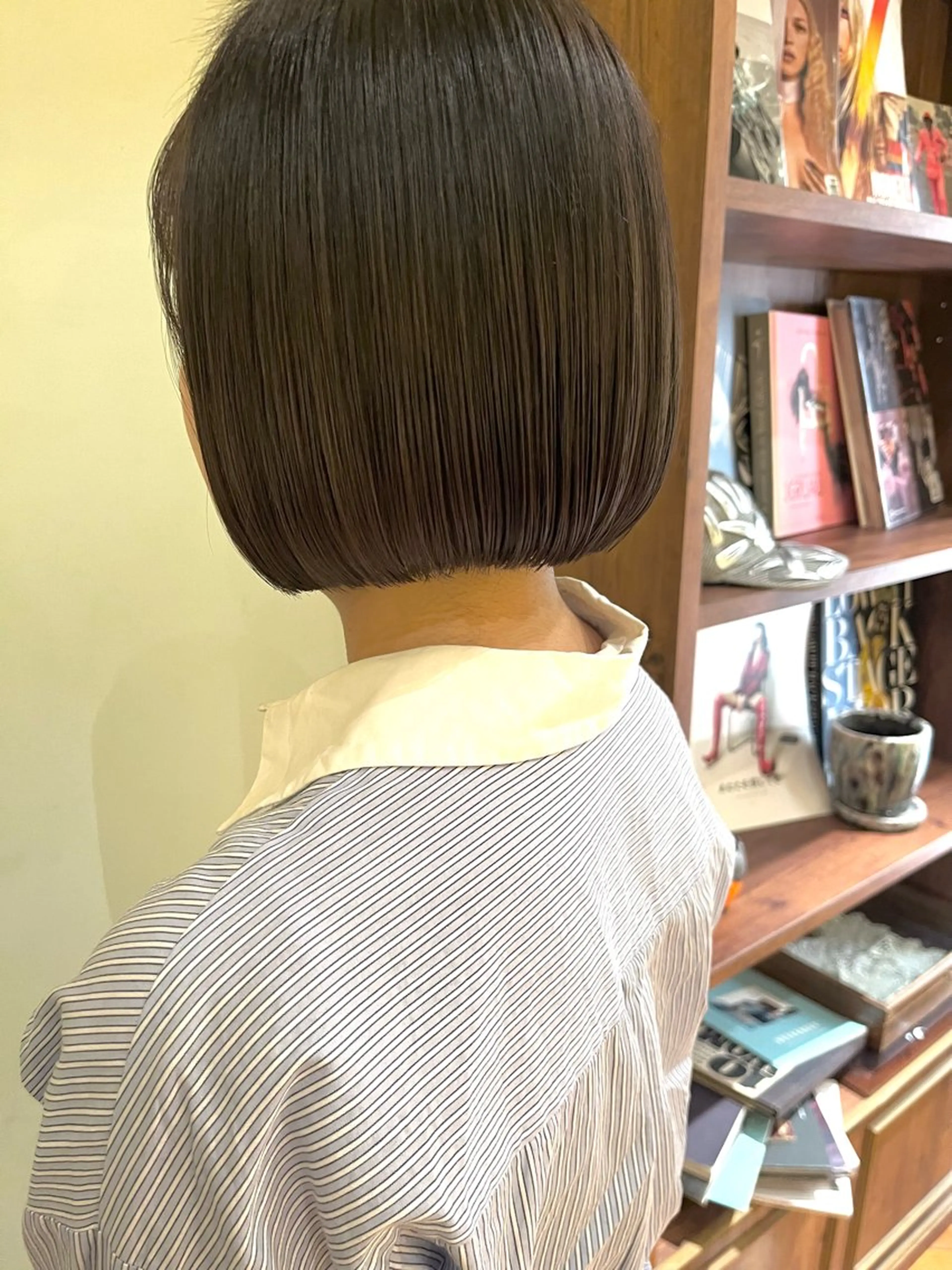 ショート ボブ 青山 莉奈のヘアスタイル