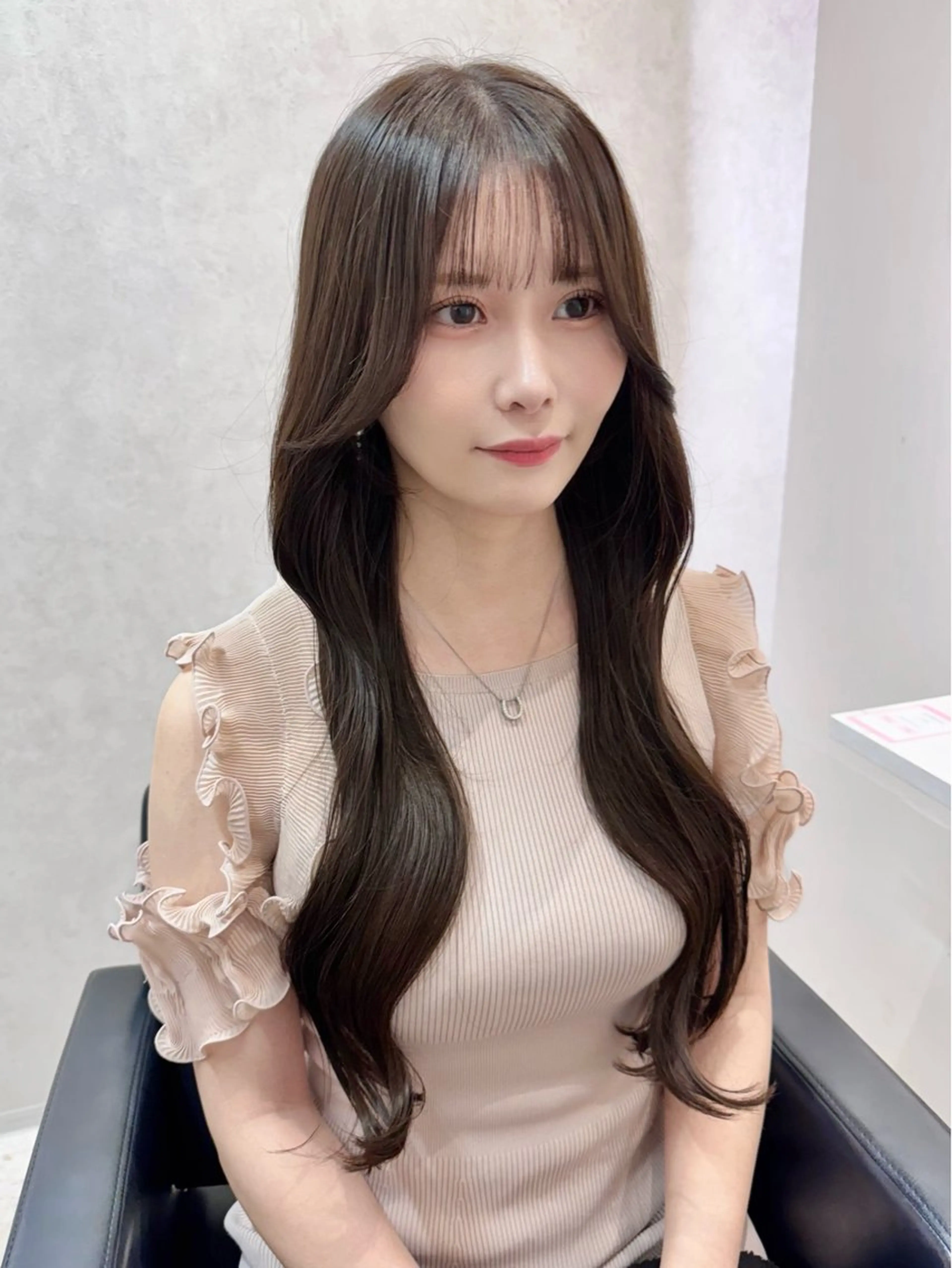 ロング カラー カット ヘアカラー トリートメント レイヤーカット 韓国🇰🇷EMIのヘアスタイル