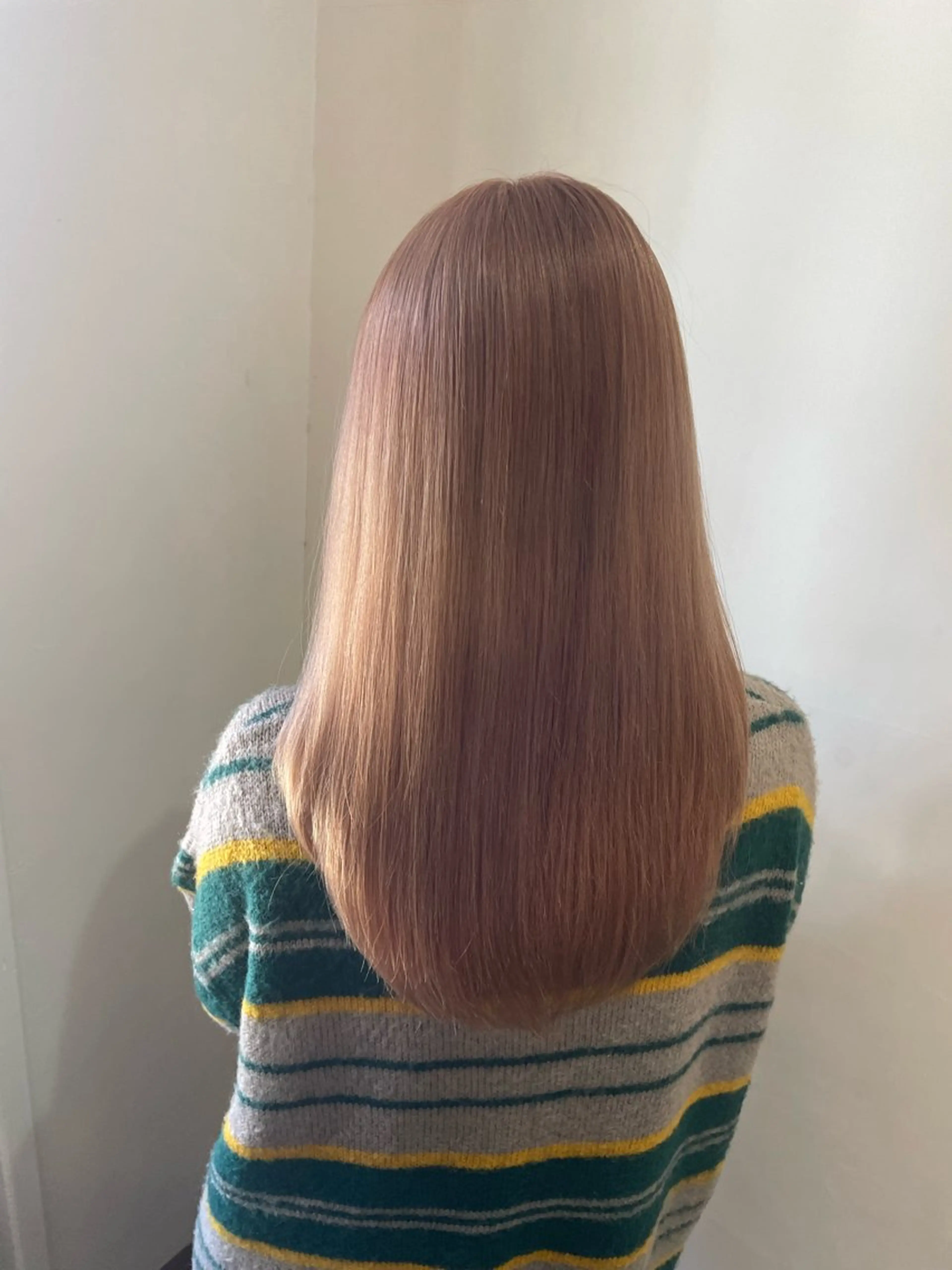 カラー ヘアカラー トリートメント 小野 楓未のヘアスタイル
