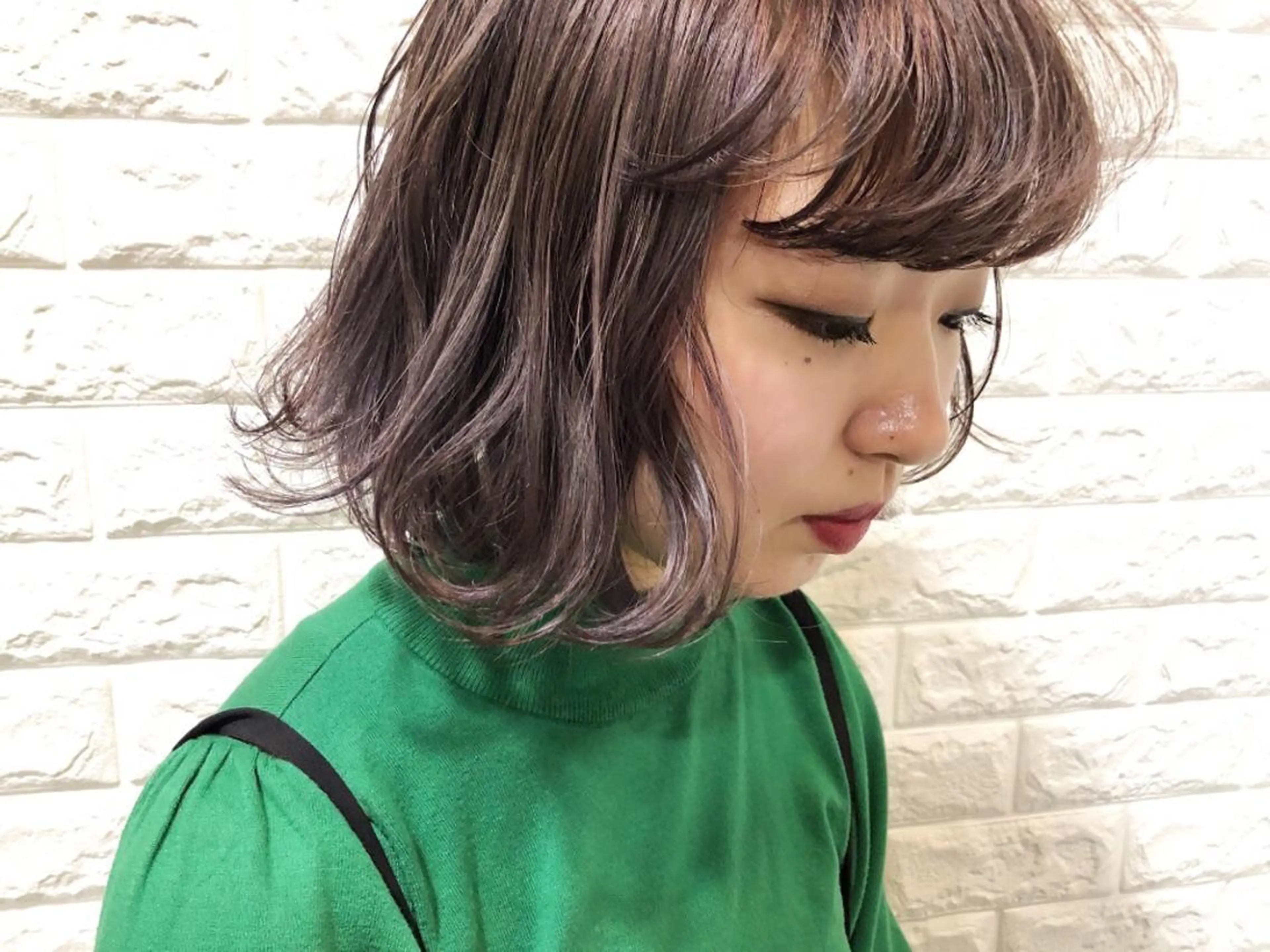 ショート パープルカラー 西本 夏美のヘアスタイル