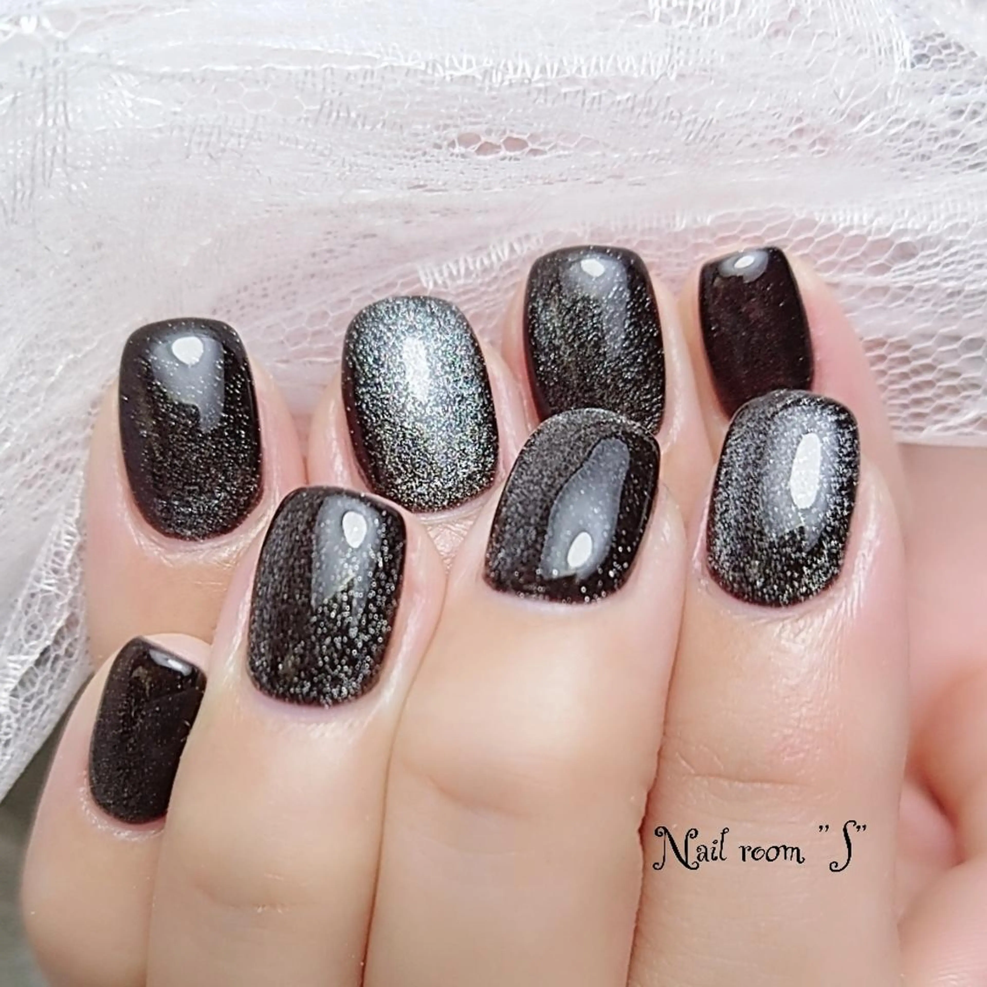 ネイル マグネットネイル Nail room  "S"  SAKAIのネイルデザイン