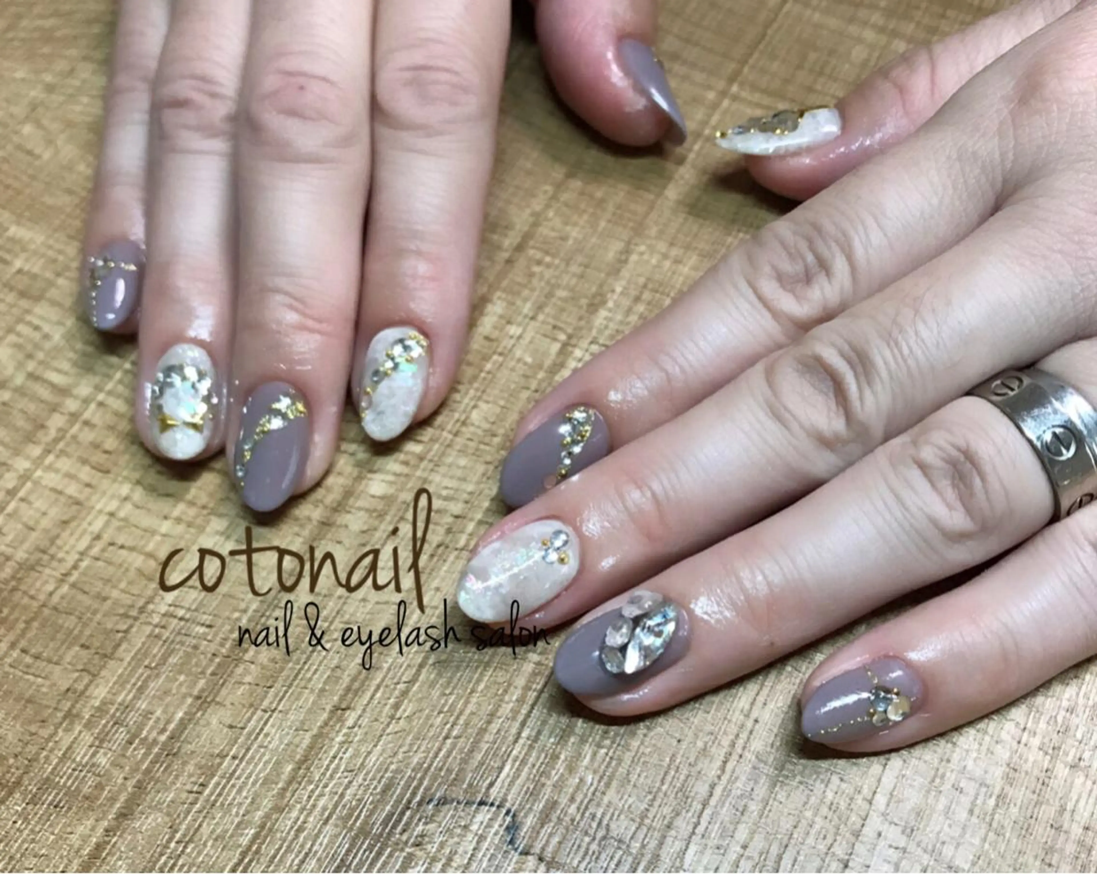 セミロング ネイル アートネイル ハンドネイル ツメトマツゲ .のネイルデザイン