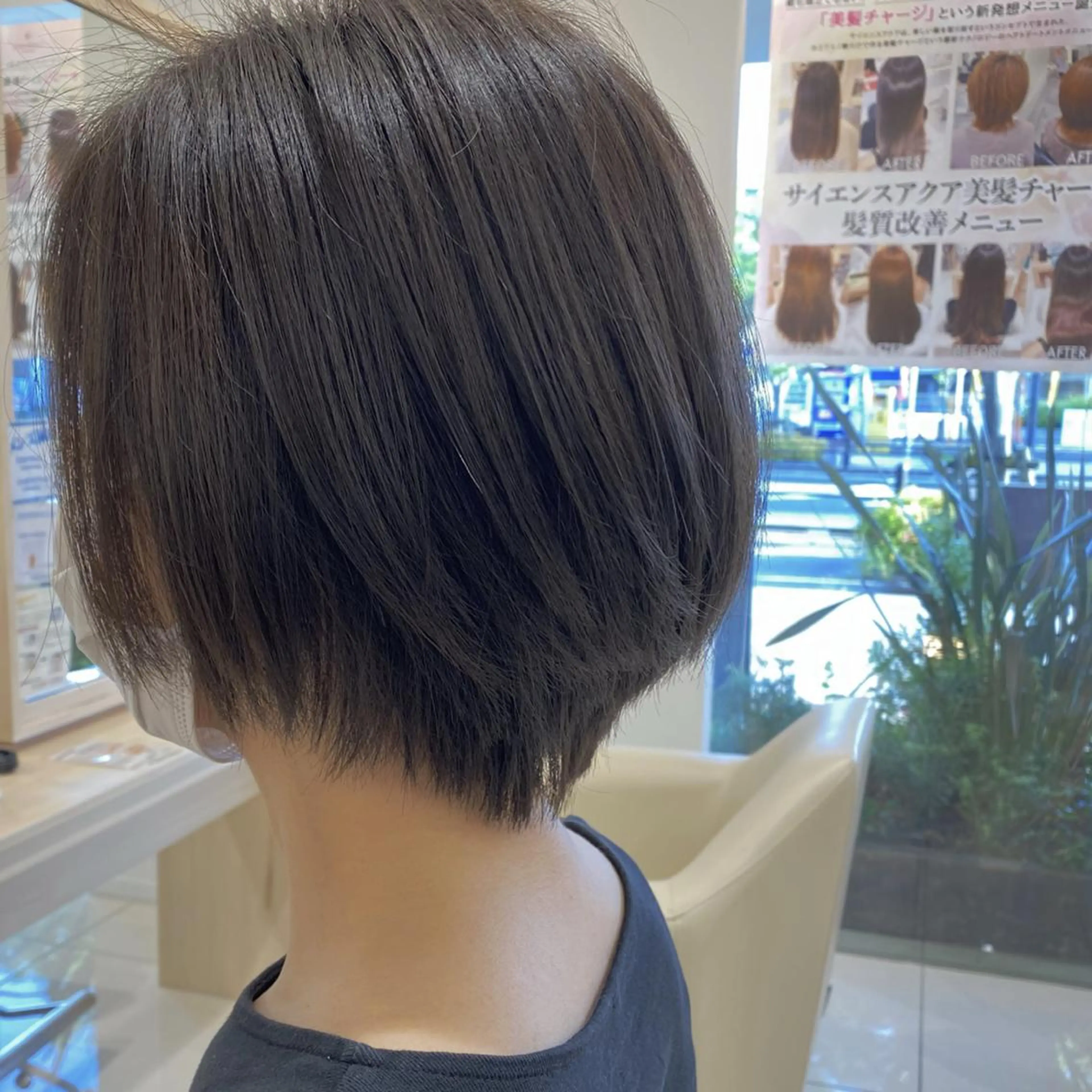 ショート カラー ショートボブ アッシュ ベージュカラー ボブ ショートヘア カぺリベラ 寝屋川店のヘアスタイル