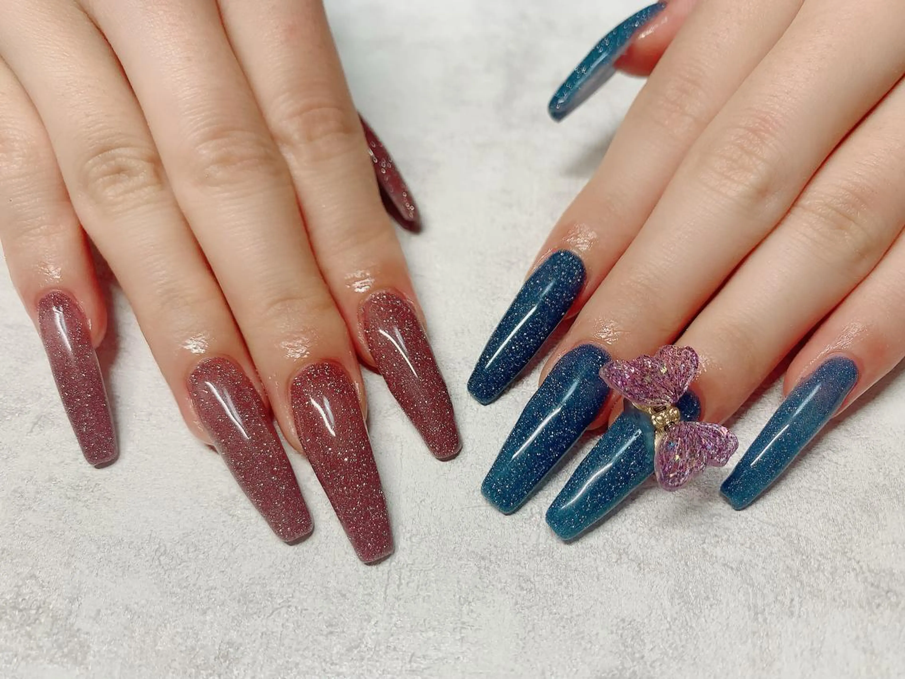 ネイル アートネイル フラッシュネイル フットネイル キラキラネイル ニュアンスネイル nail happiness.のネイルデザイン
